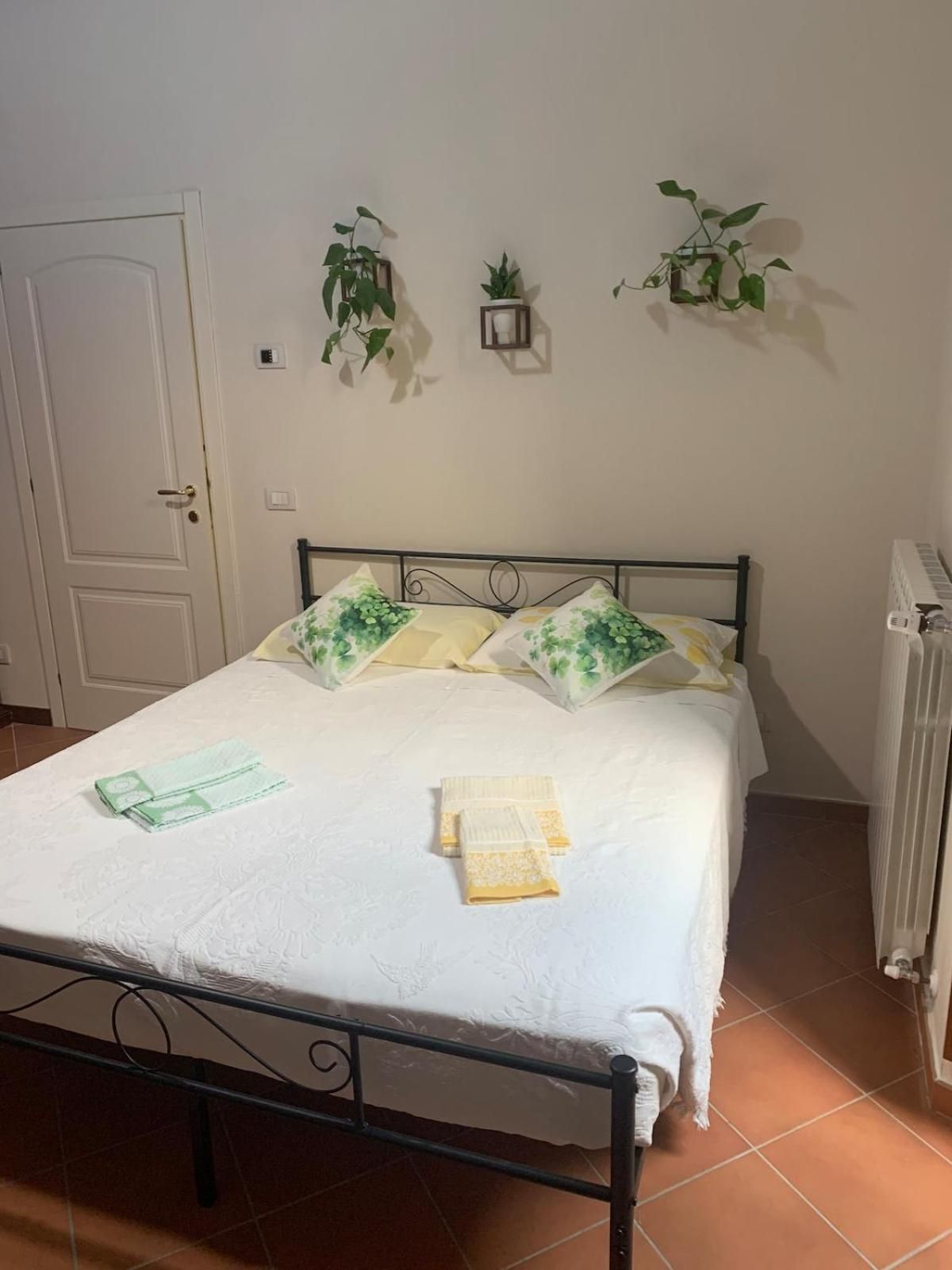 Triple Room with Private Bathroom