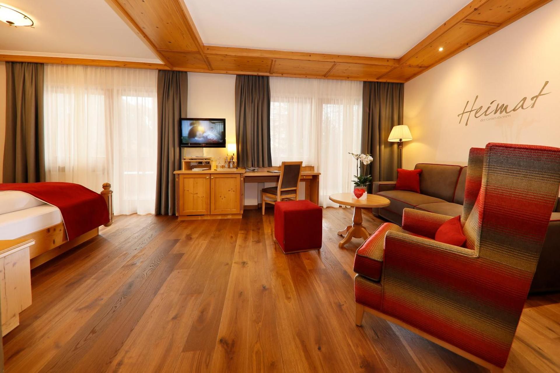 Hotel Plunhof Suite with Mountain View 3