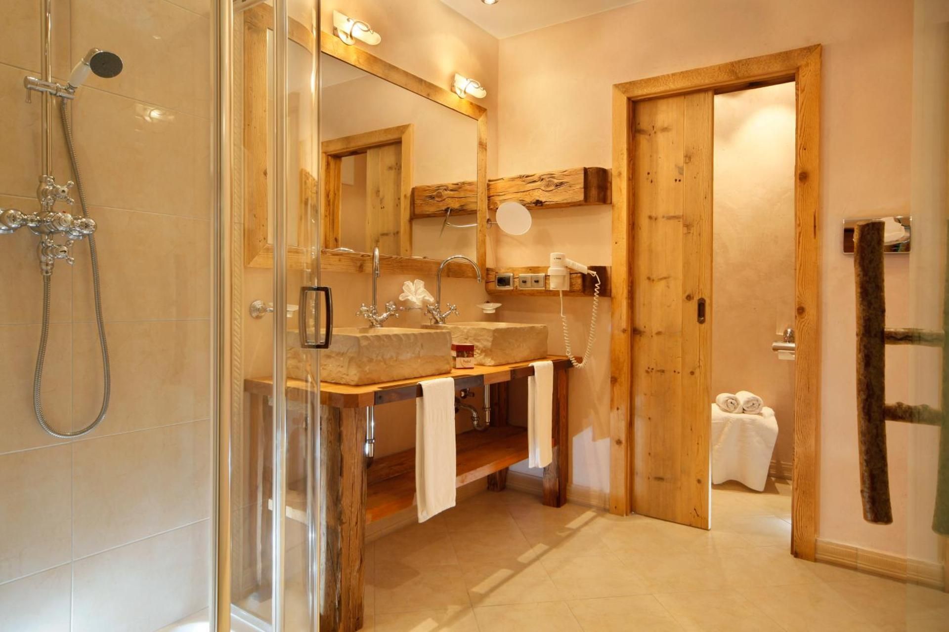 Hotel Plunhof Superior Double Room with Mountain View 3