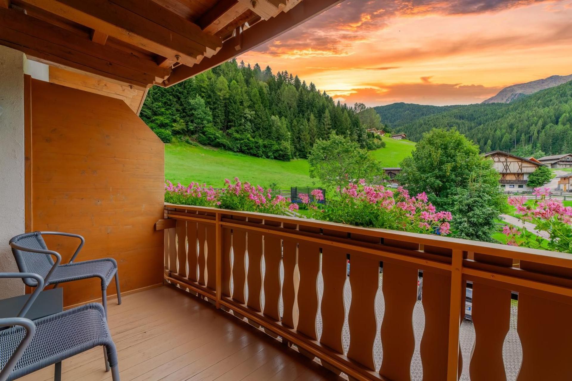 Twin Room with Balcony