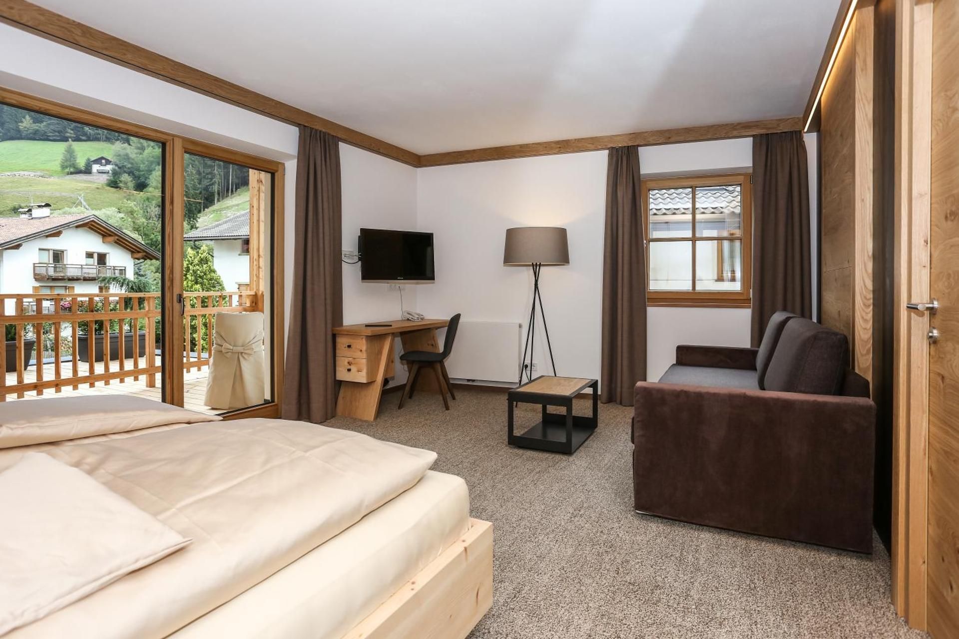 Superior Double Room with Balcony