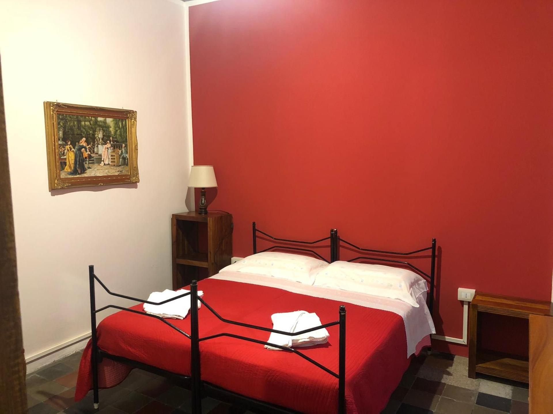 Large Double or Twin Room