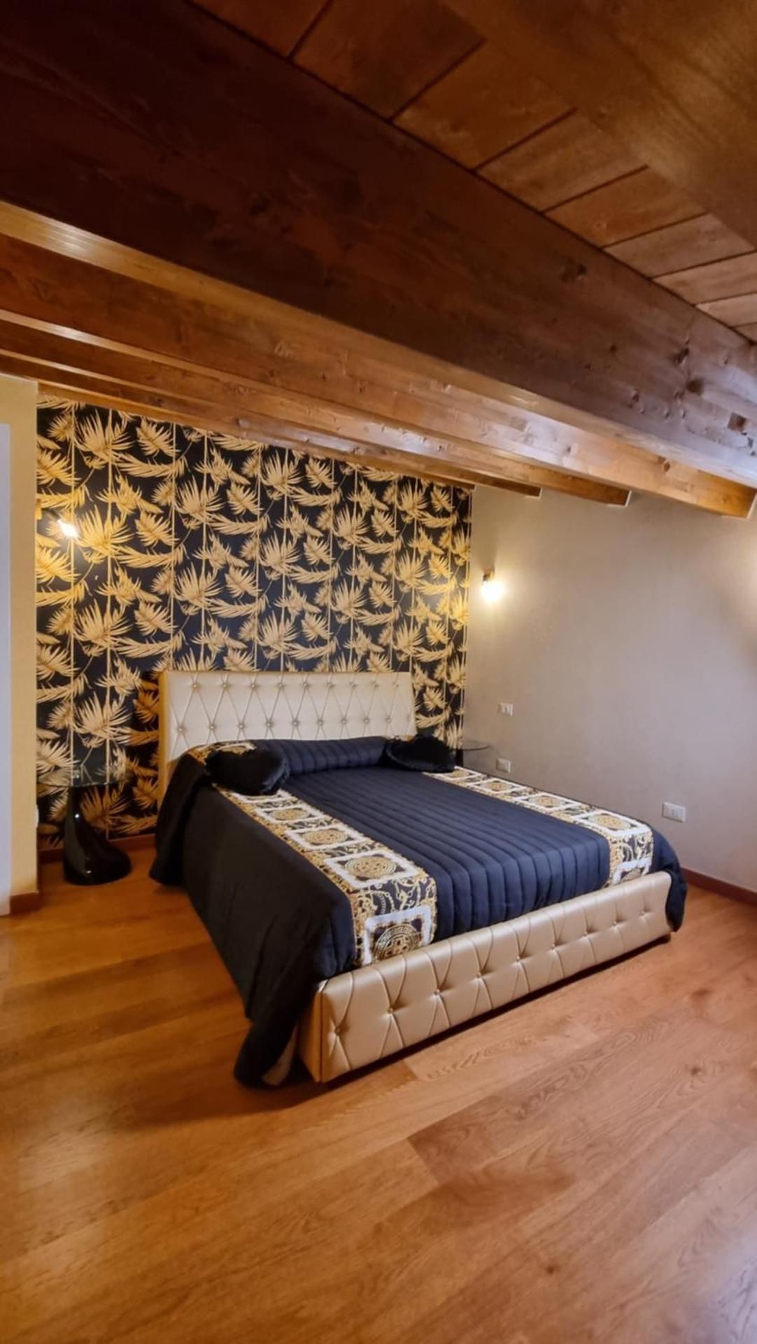 Double Room with Private External Bathroom