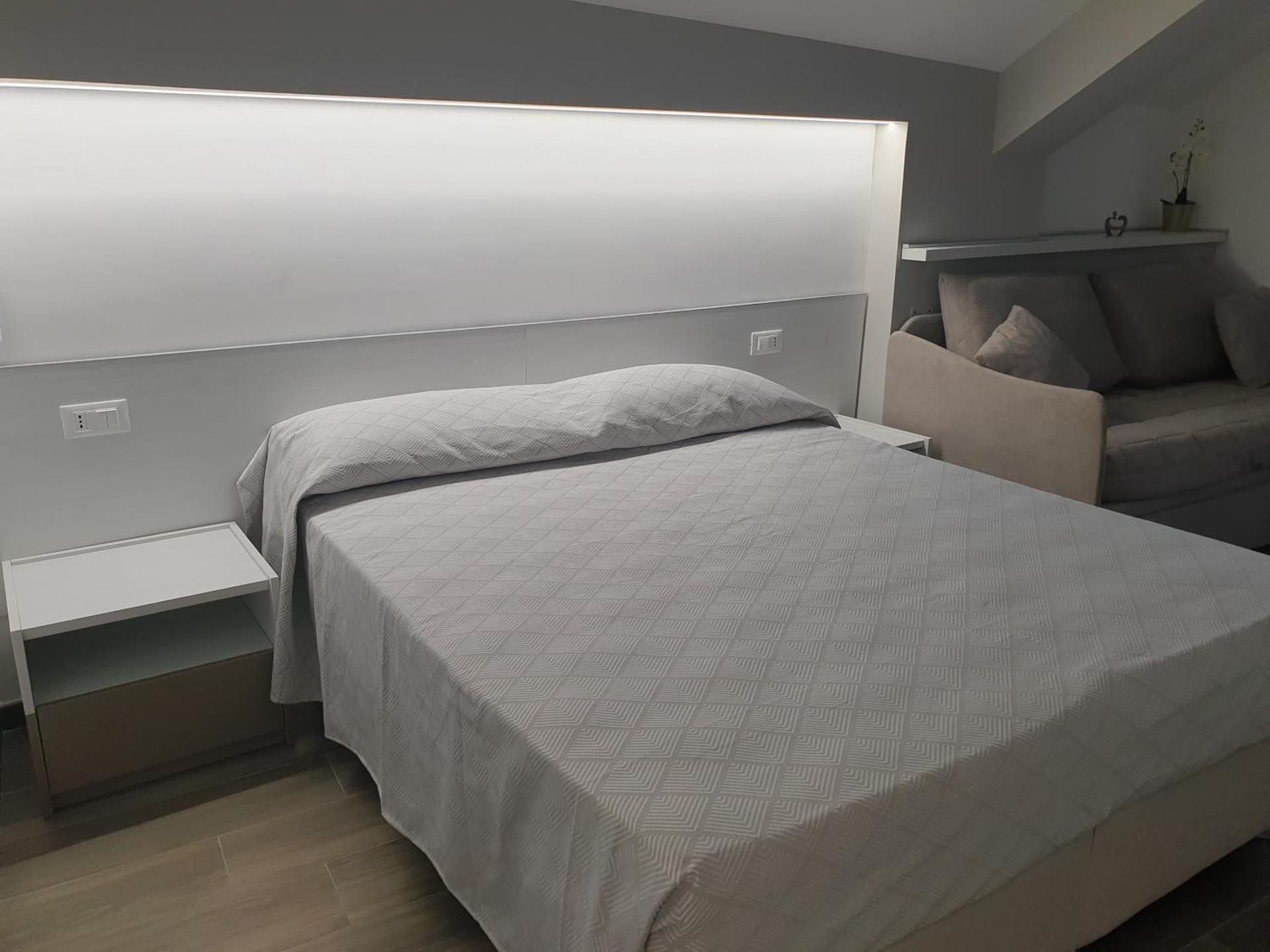 A DUE PASSI BED & BREAKFAST