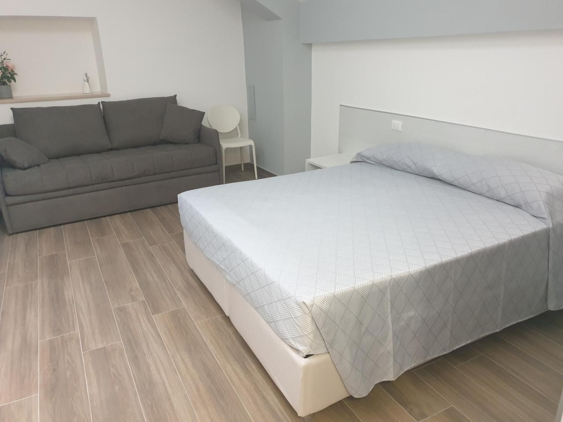 A DUE PASSI BED & BREAKFAST