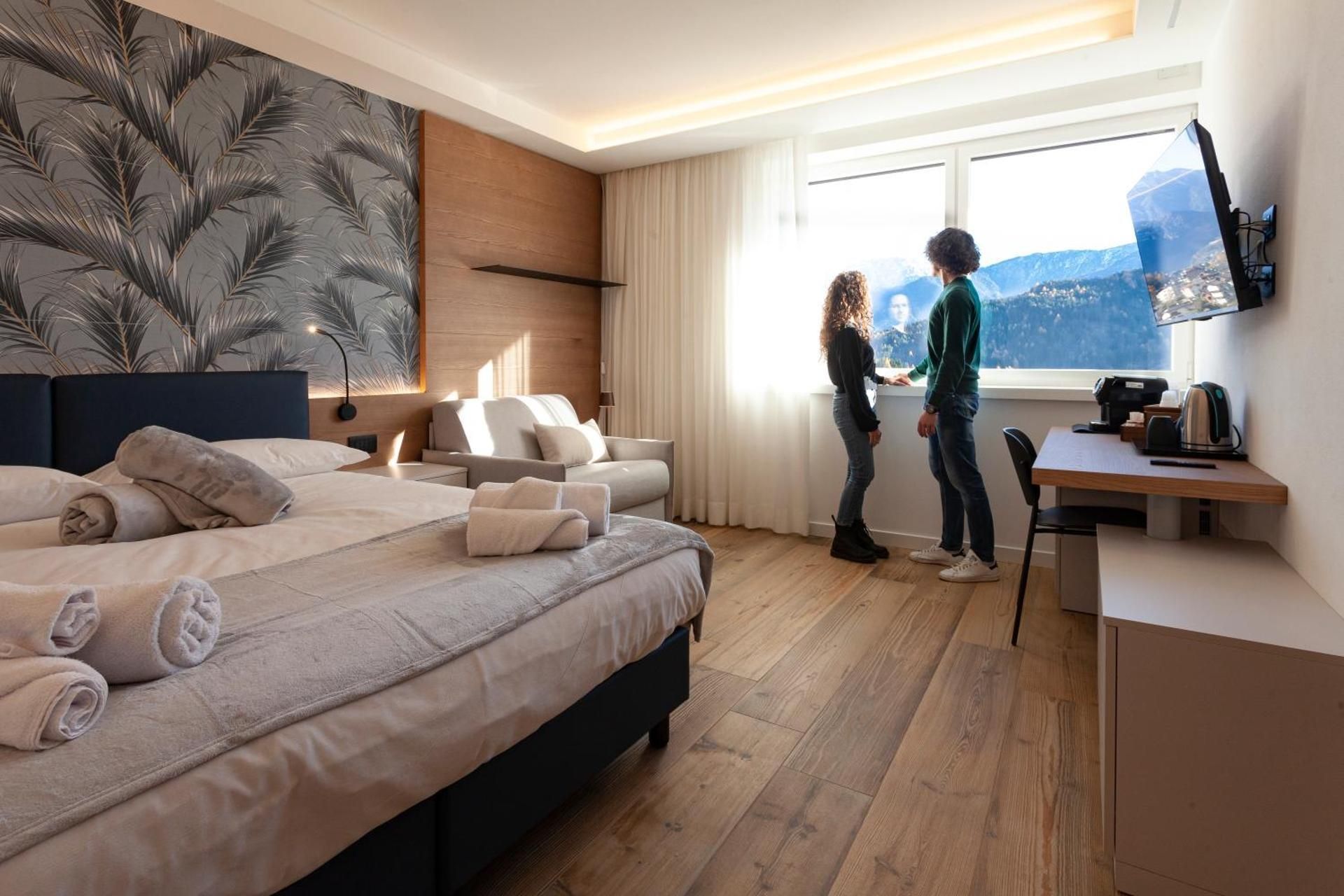 Standard Double Room with Chromotherapy