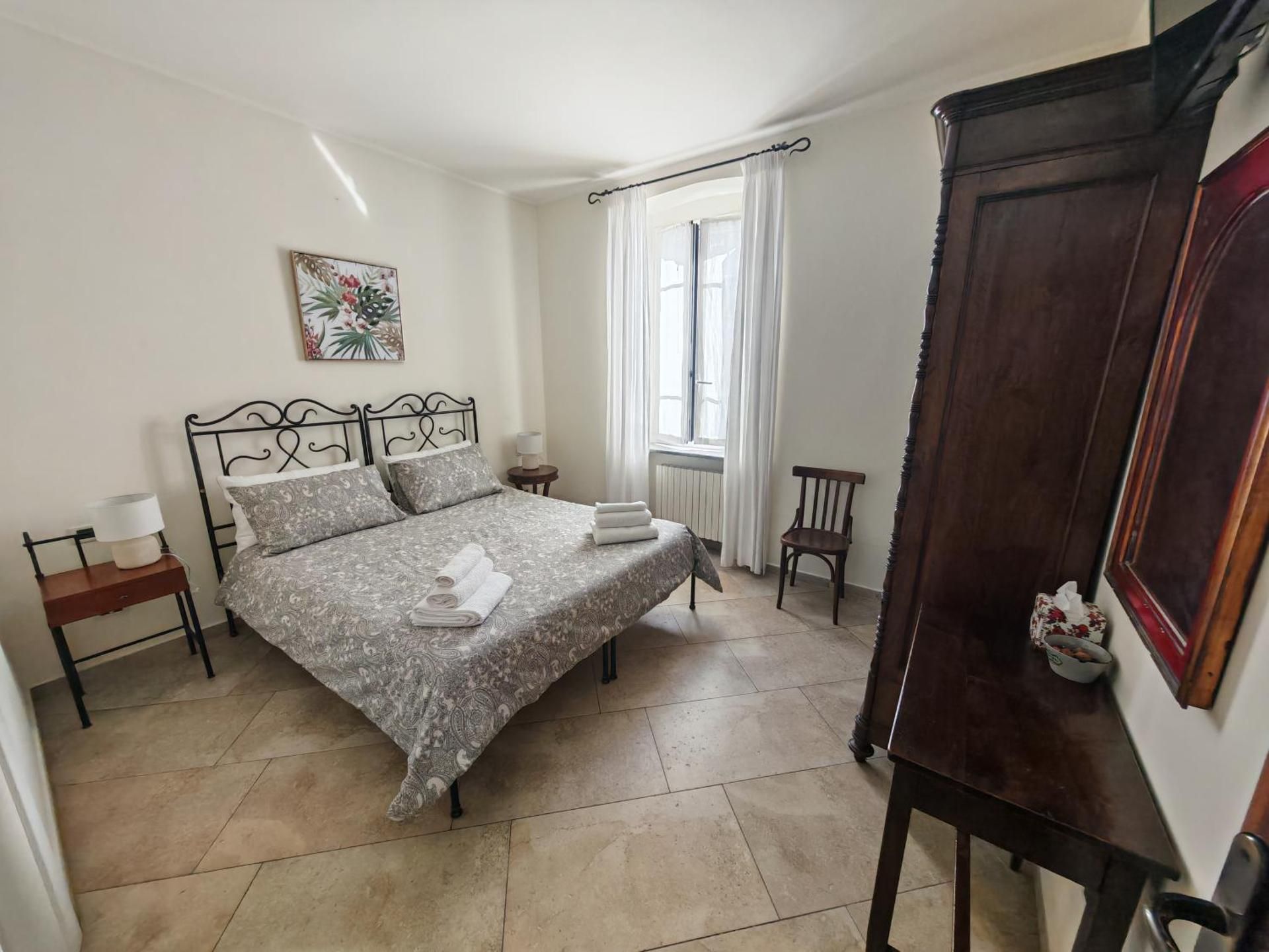 Double or Twin Room with Private Bathroom