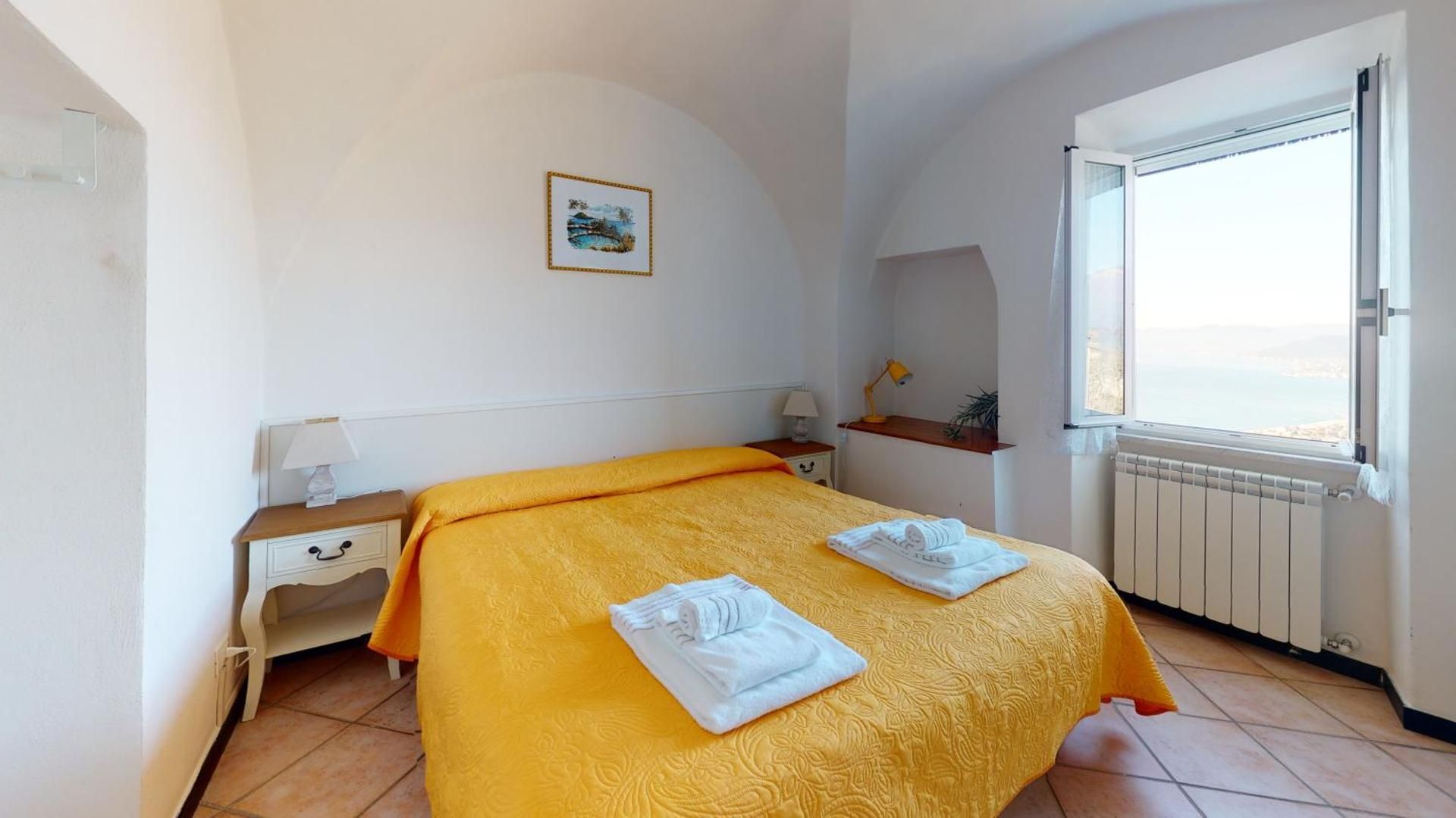 Double or Twin Room with Private External Bathroom