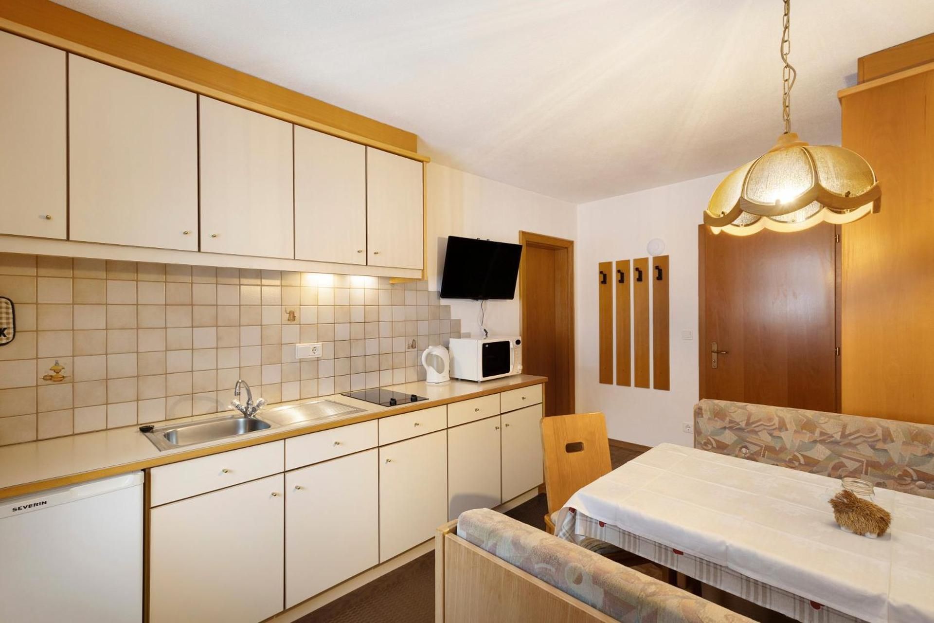 Superior One-Bedroom Apartment