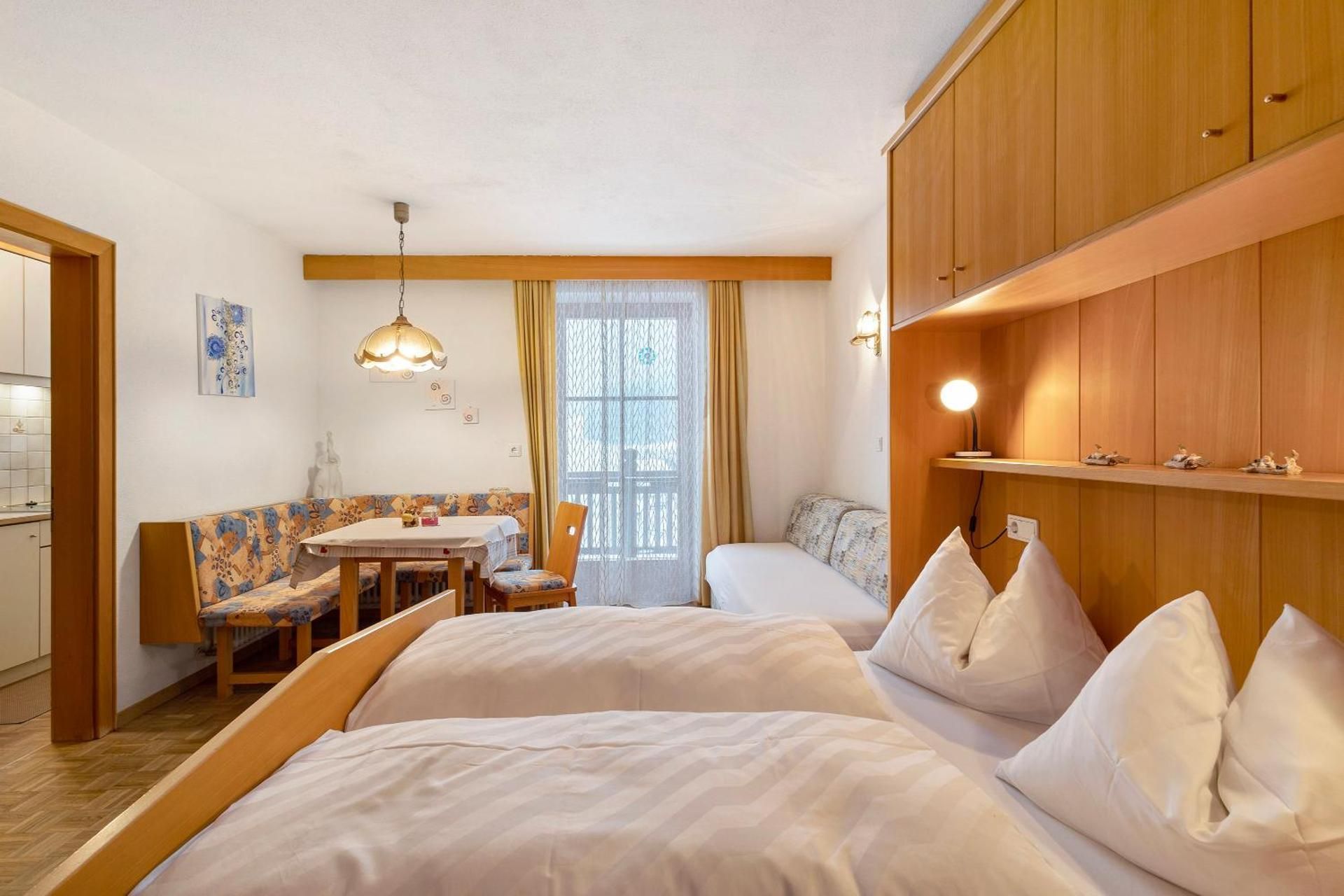 Superior One-Bedroom Apartment with Balcony