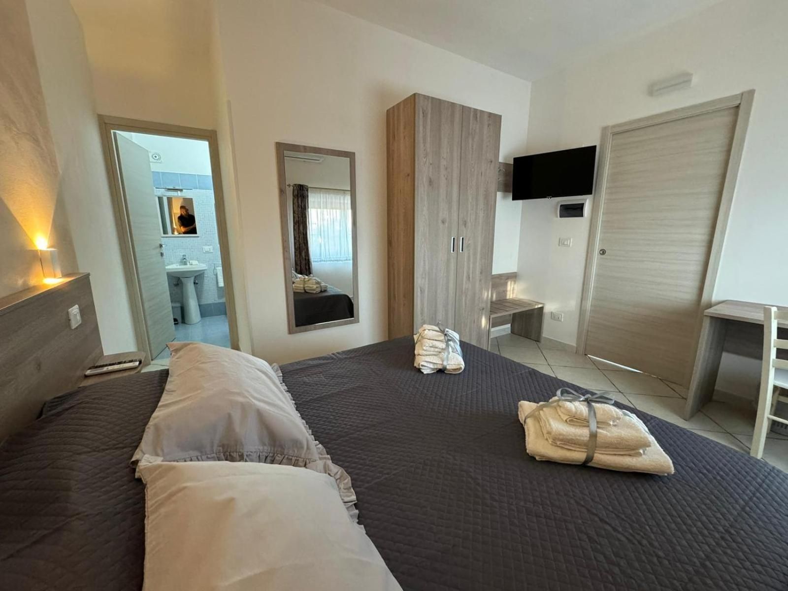 Double Room with Private Bathroom