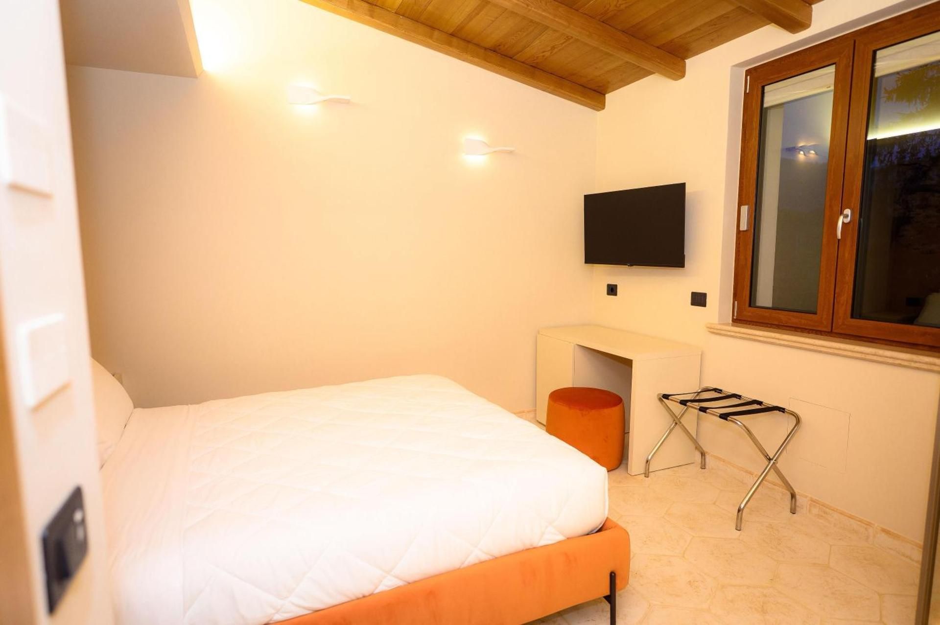 King Room with Garden View