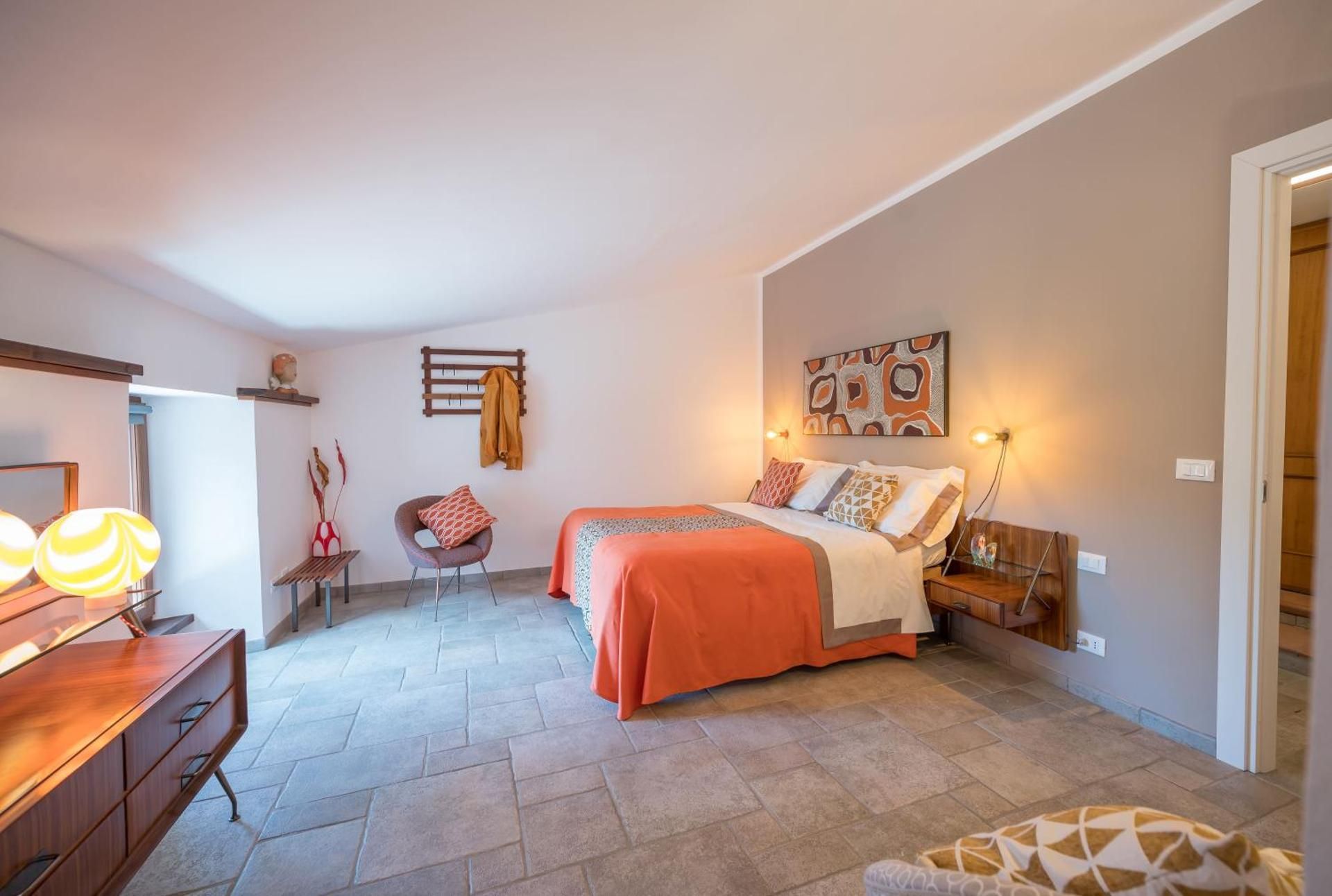 One-Bedroom Apartment with Garden View