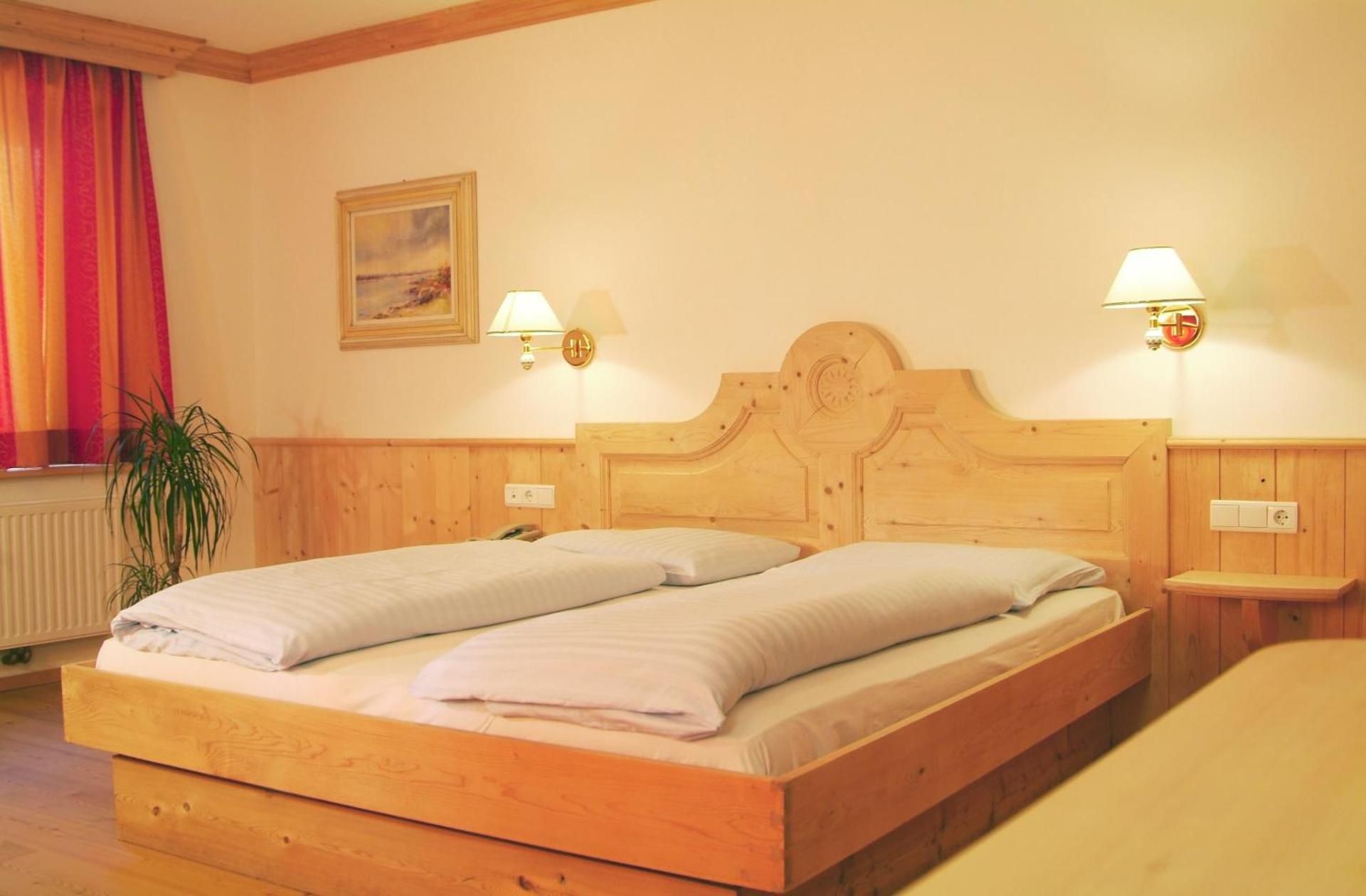 Basic Triple Room