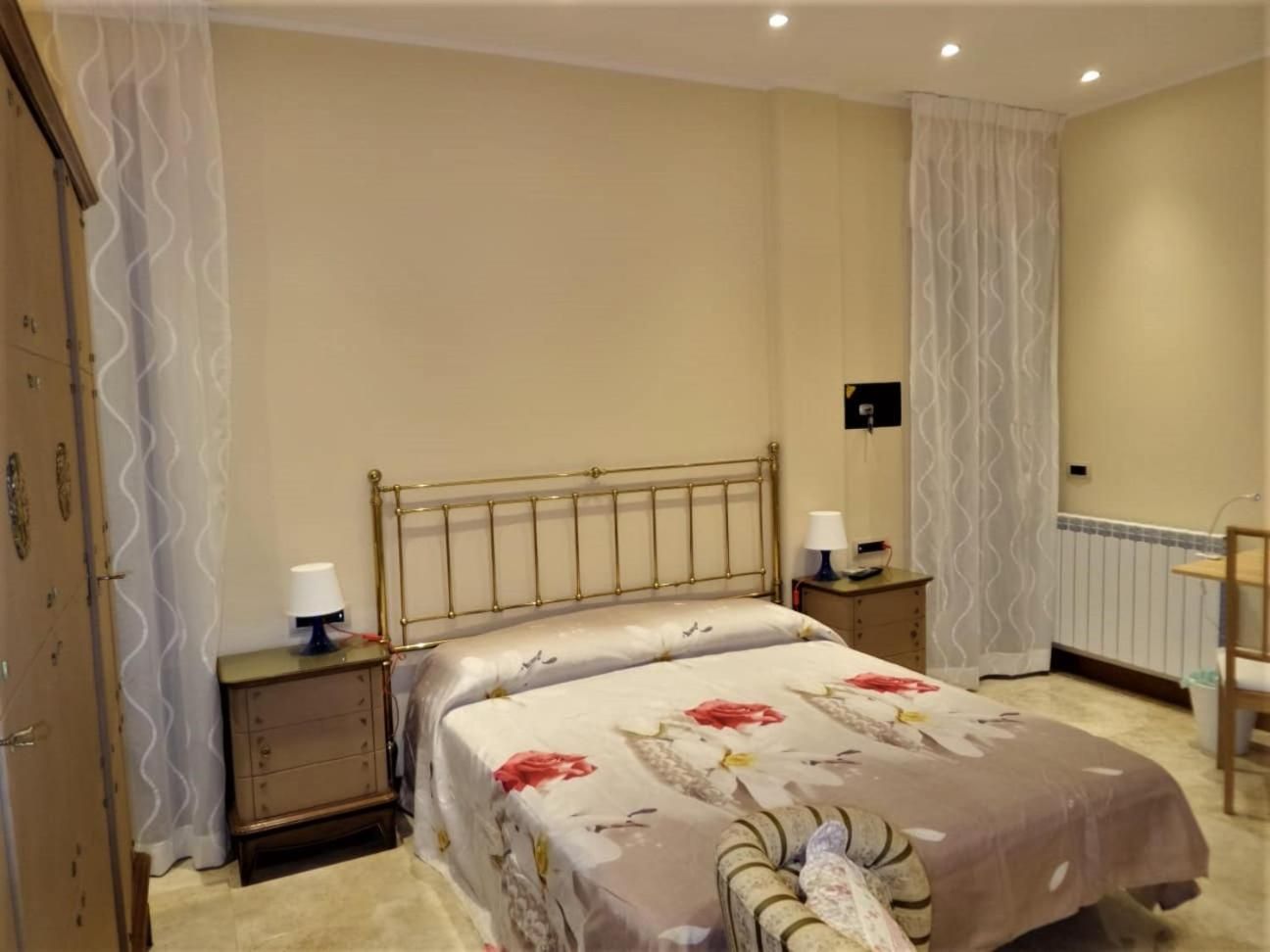 Double Room with Terrace and Mountain View