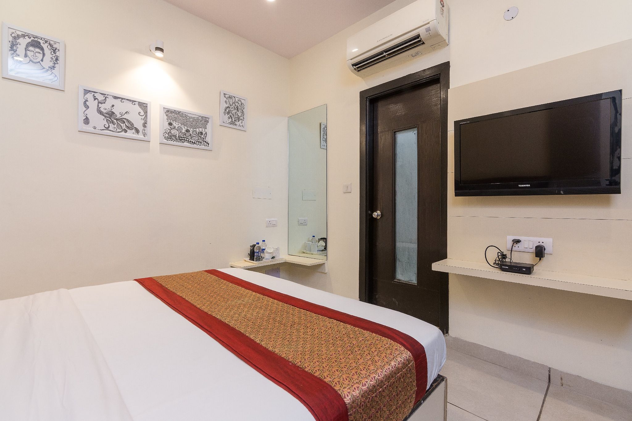 Hotel Rupam Compact Room  8