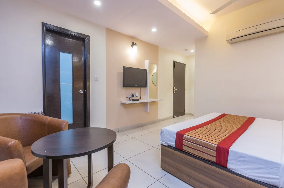 Hotel Rupam - Air Purified Comfort  Deluxe Room - Air Purified Comfort  2