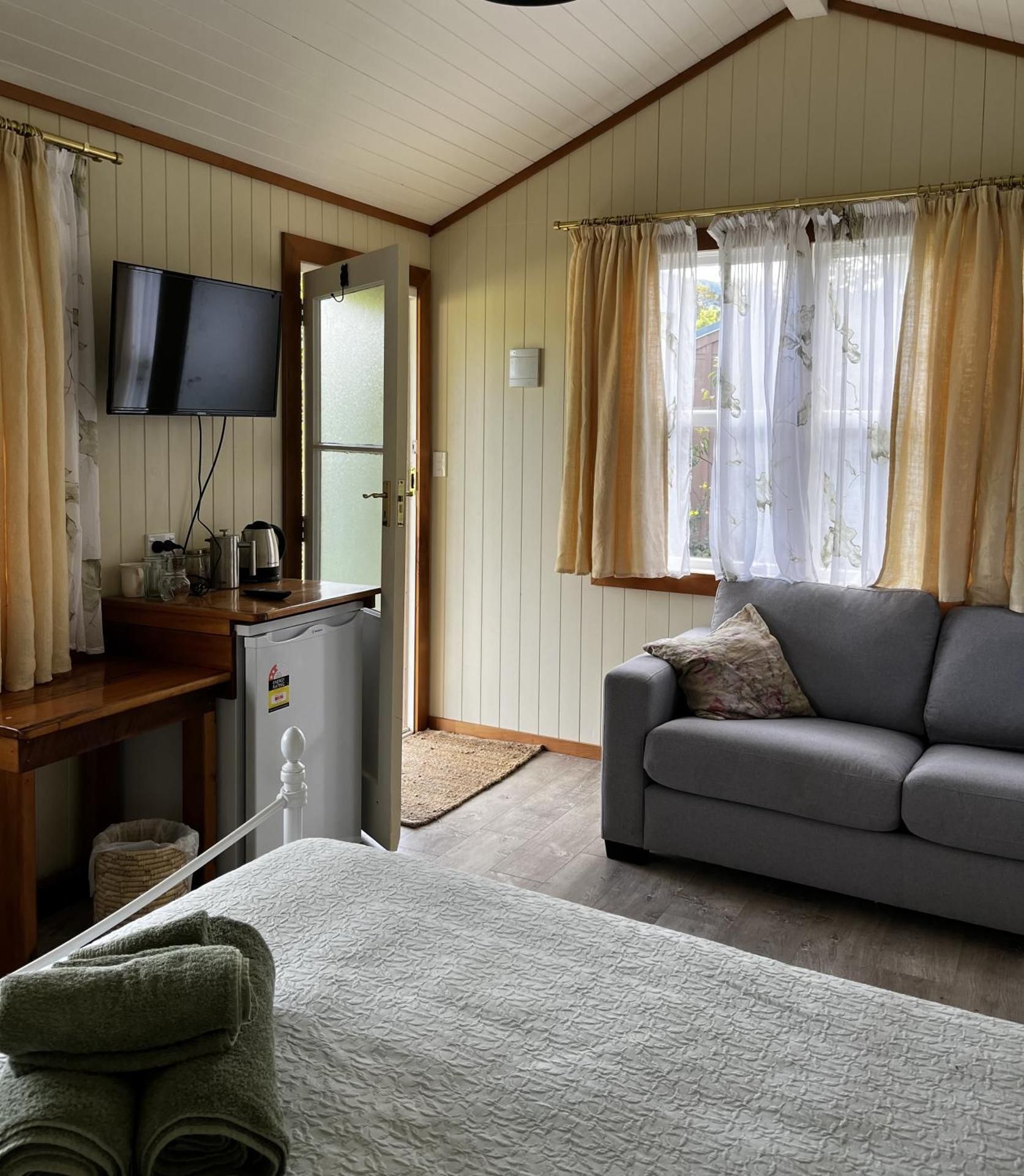 Queen Room with Garden View