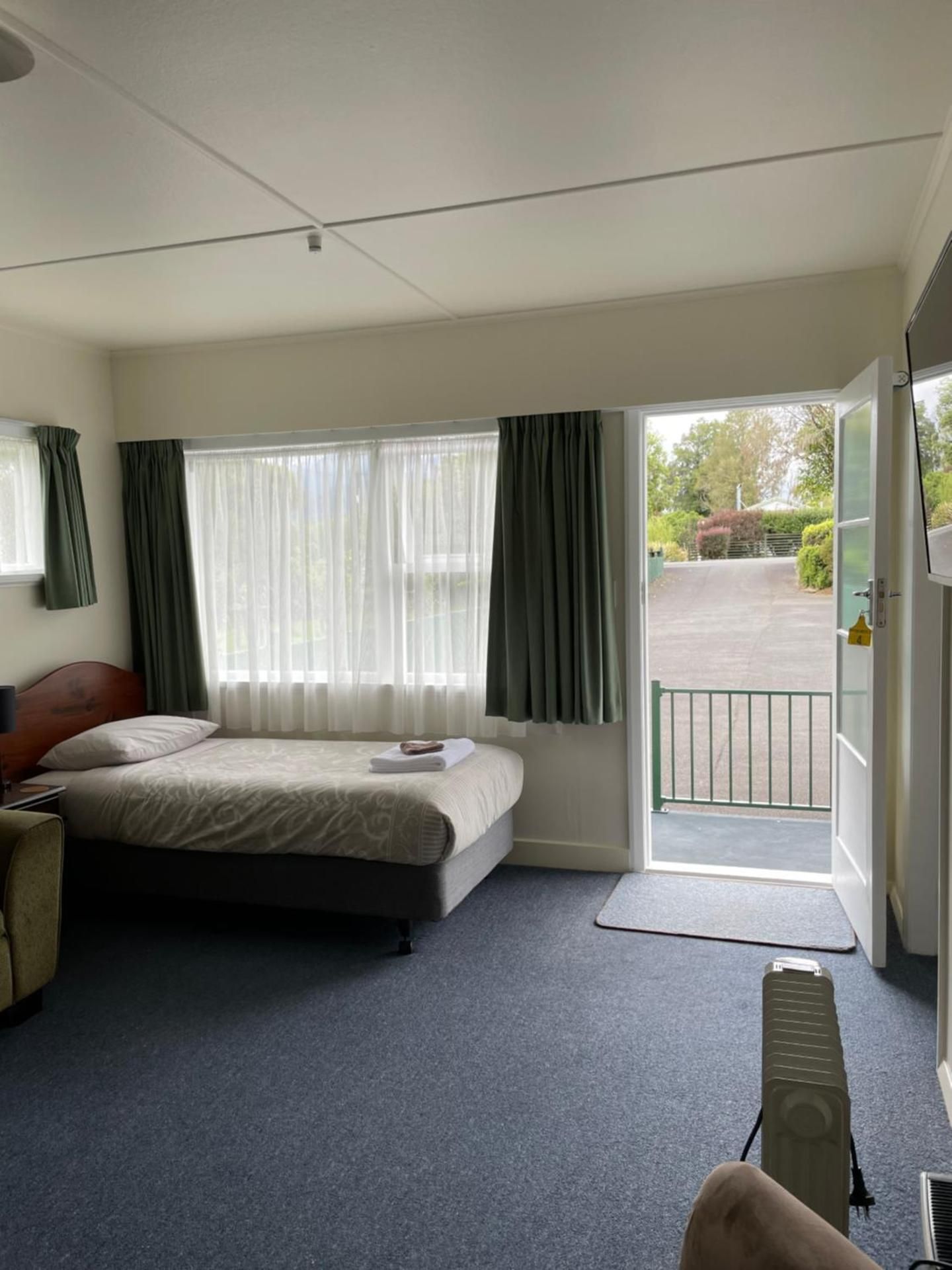 1-Bedroom Unit