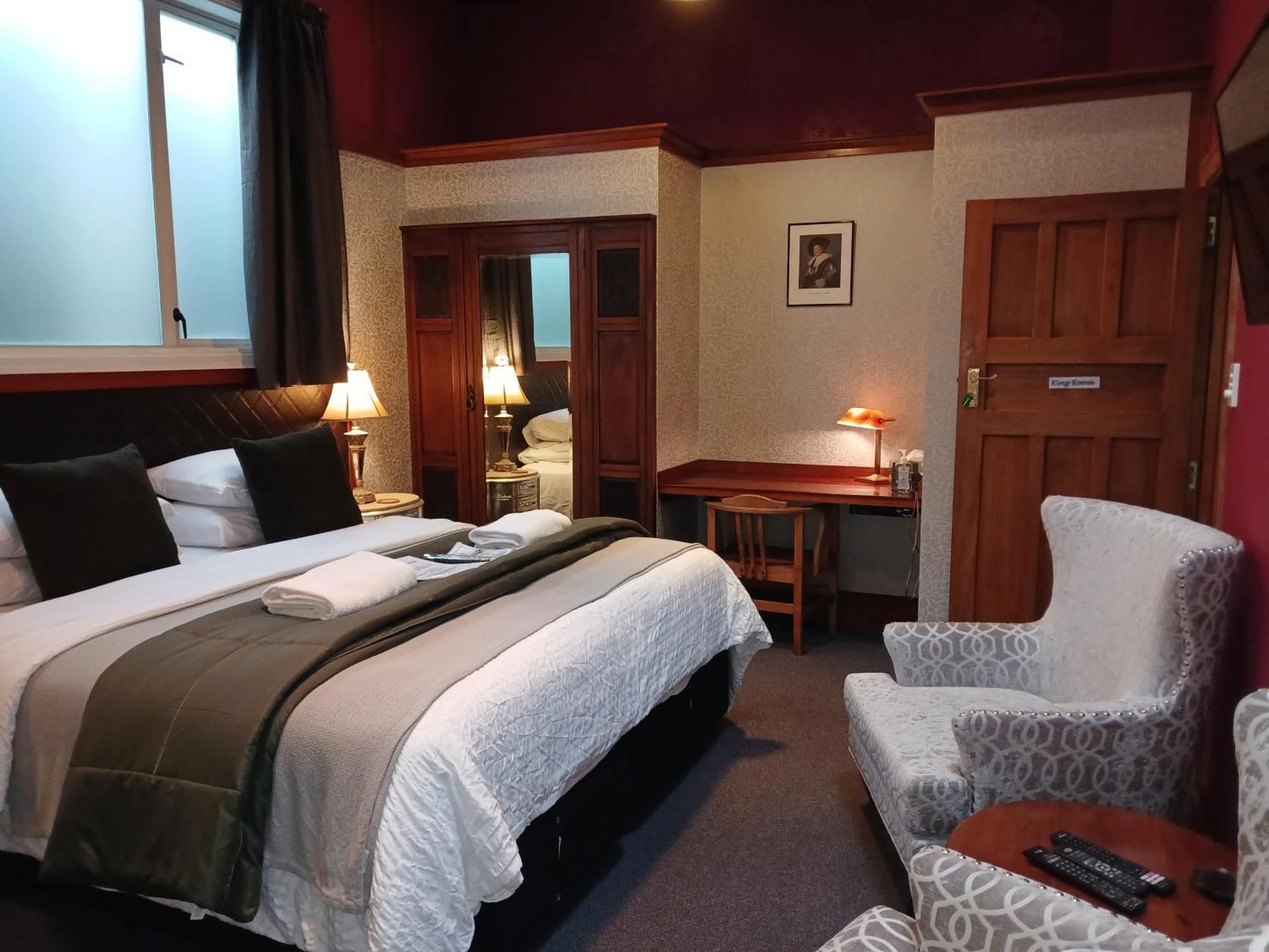 King Room