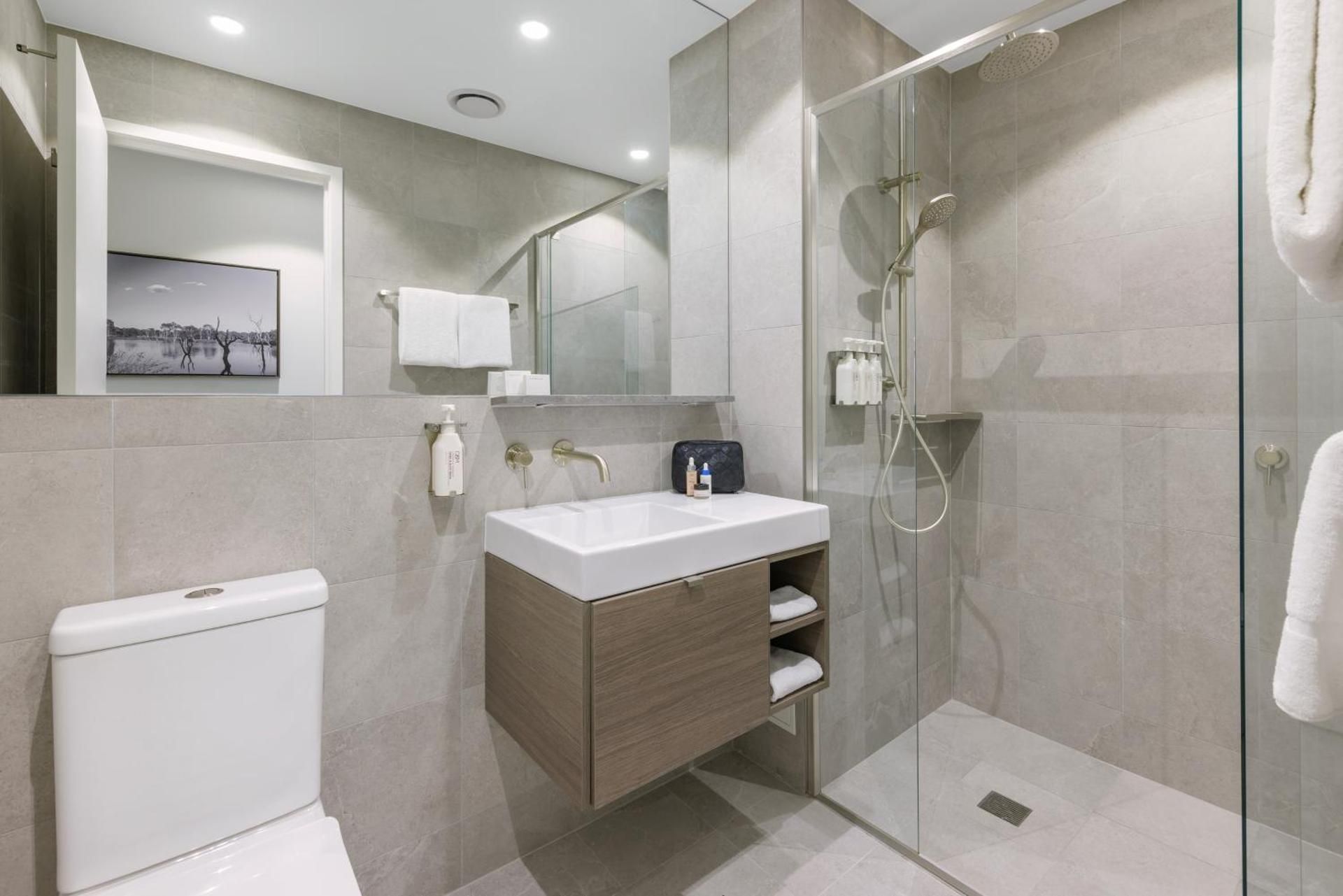 Punthill Tuggeranong Interconnecting Studio Apartments 2