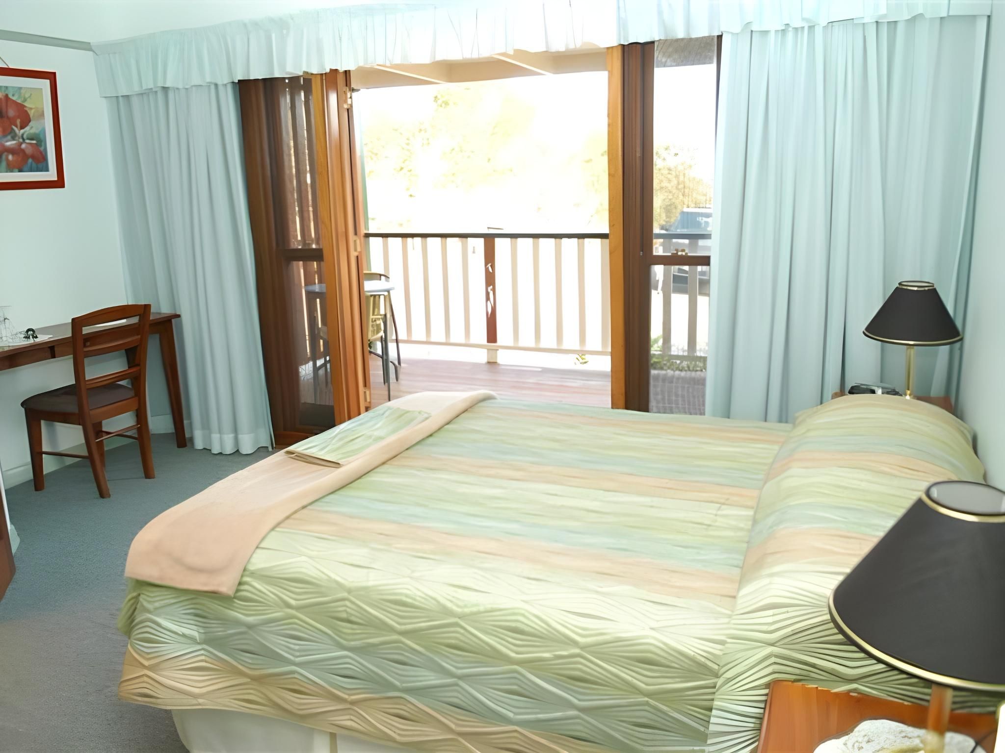 Hibiscus Cottage