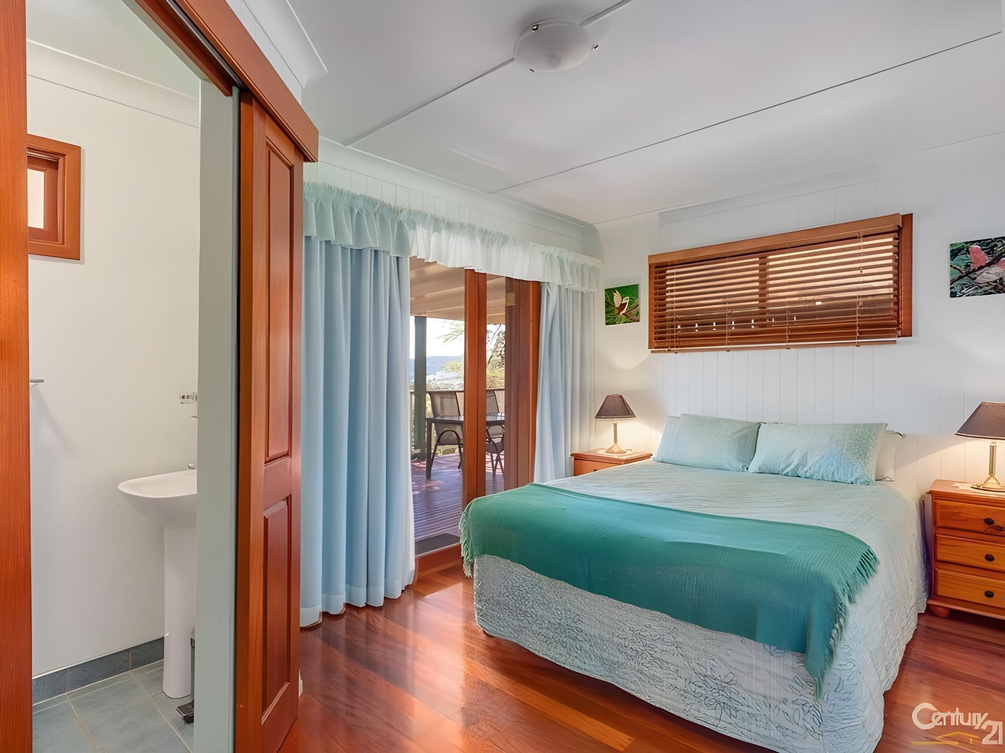Amamoor Deluxe Suite