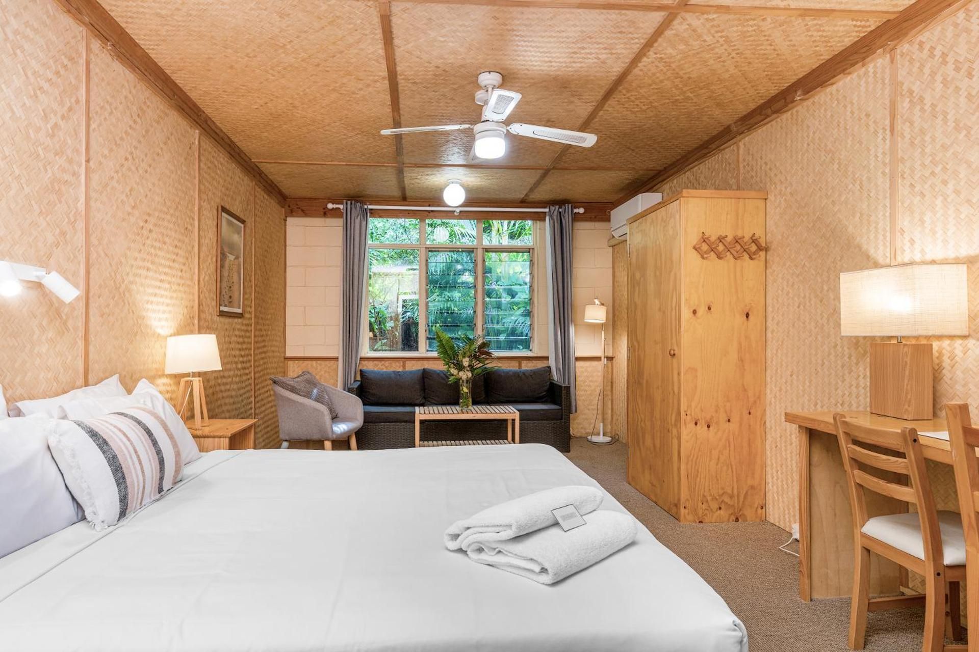King Room with Kitchenette - Dog Friendly