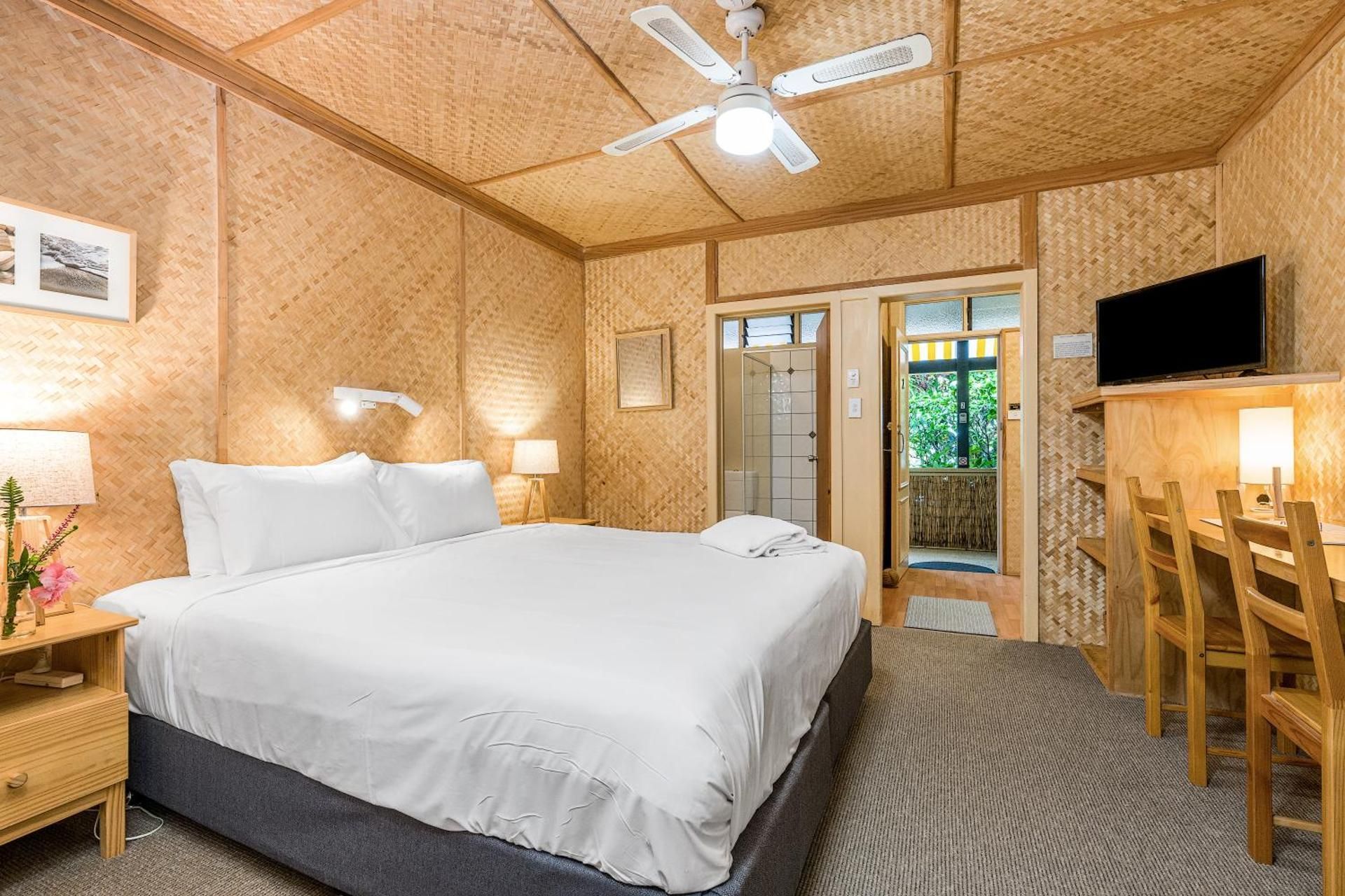 King Room with Kitchenette
