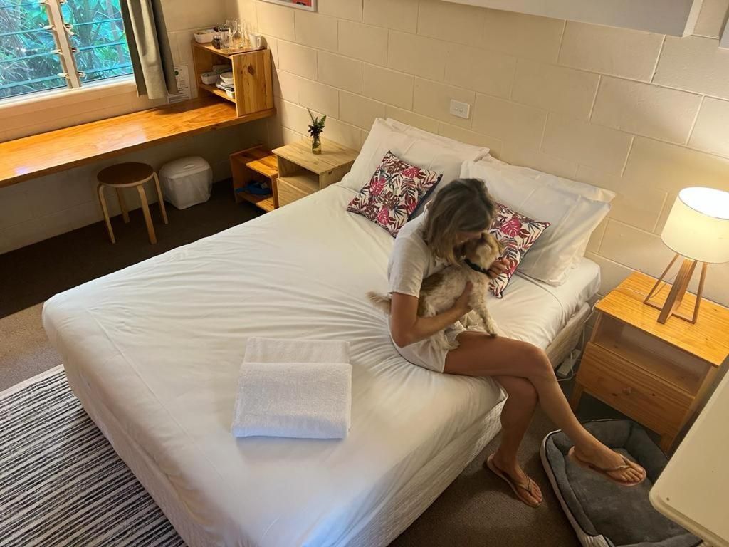 Standard Double Room with Courtyard - Dog Friendly