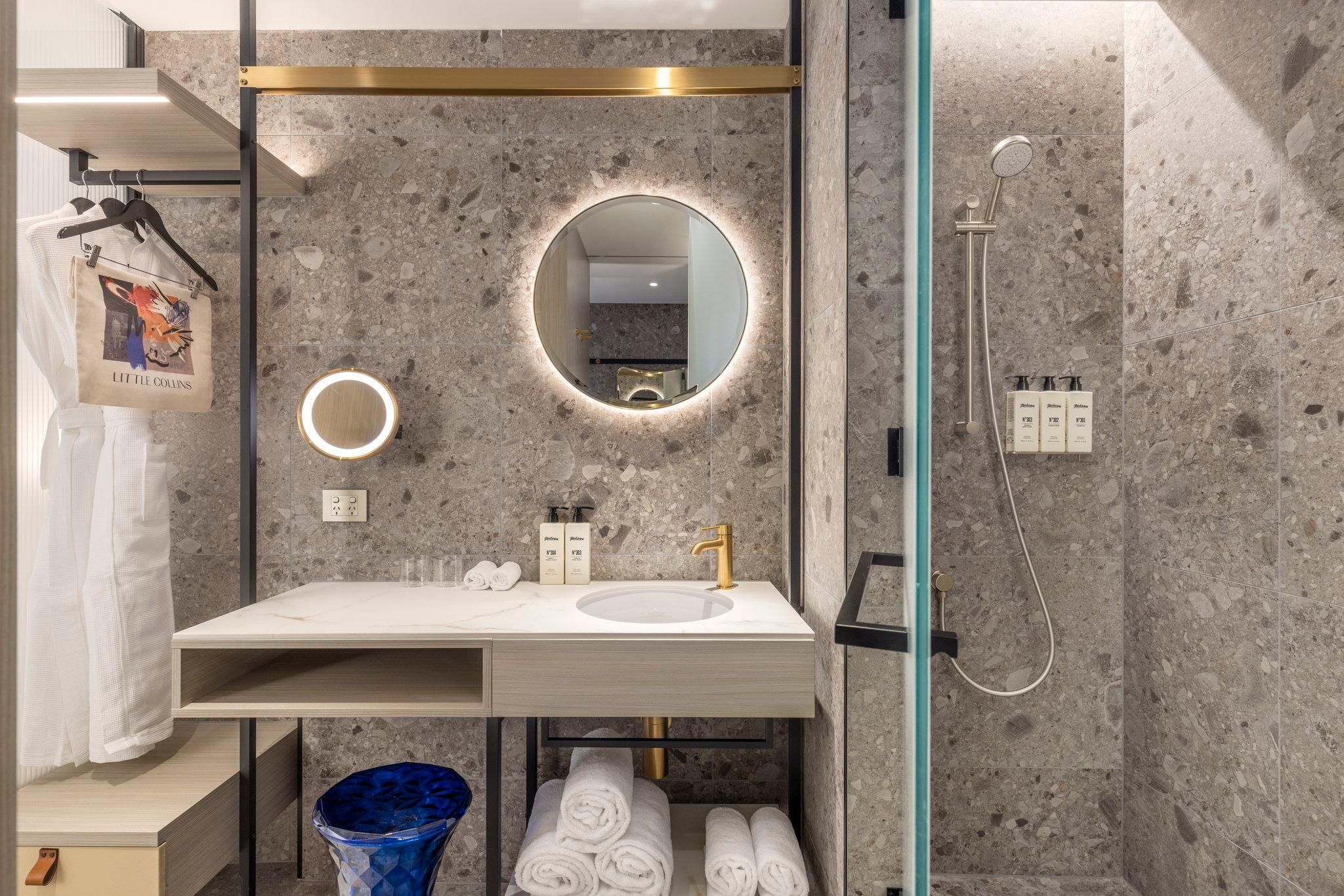 Hotel Indigo Melbourne Little Collins By IHG 1 King Standard 2