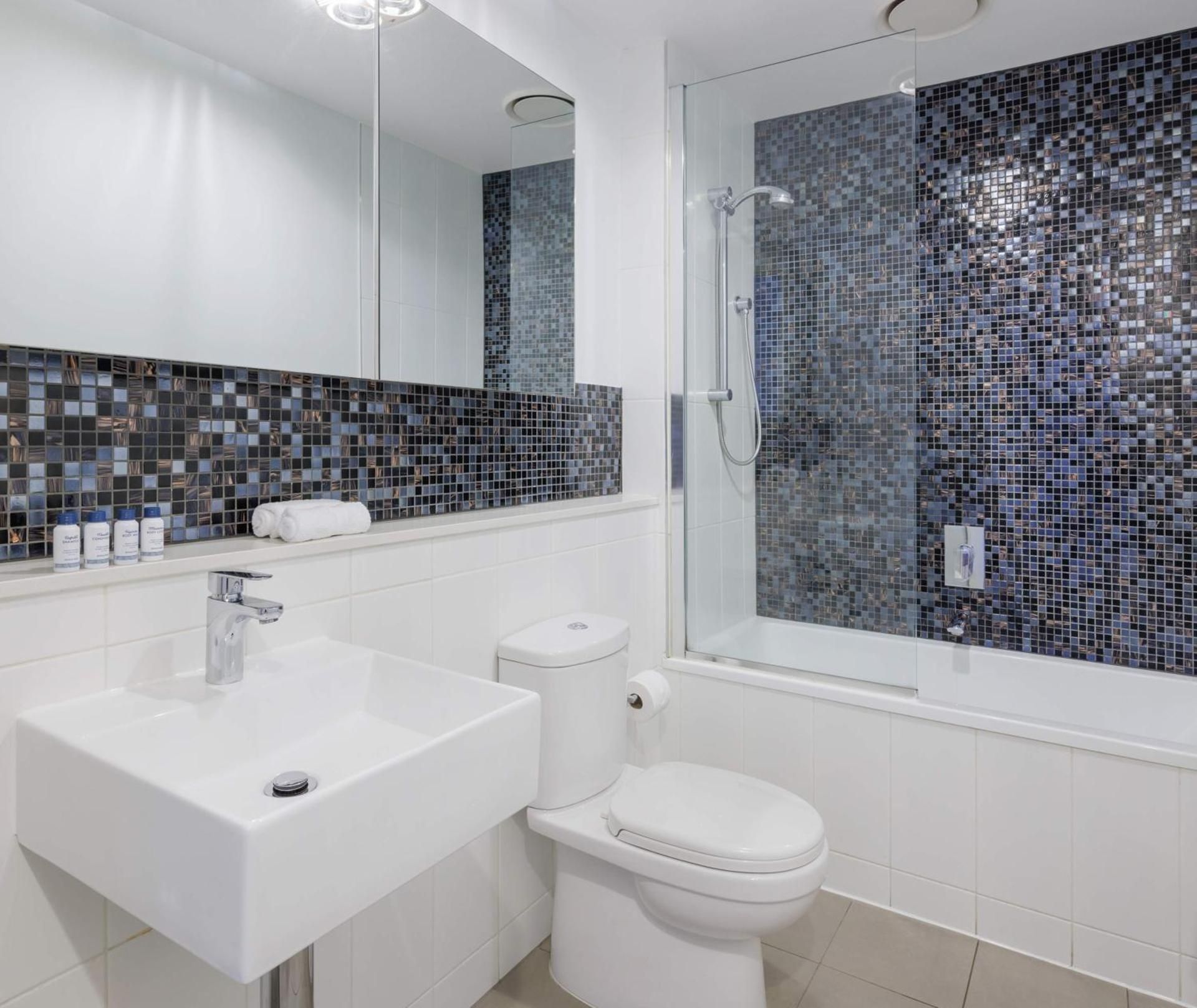 1 Bedroom Executive - No Housekeeping