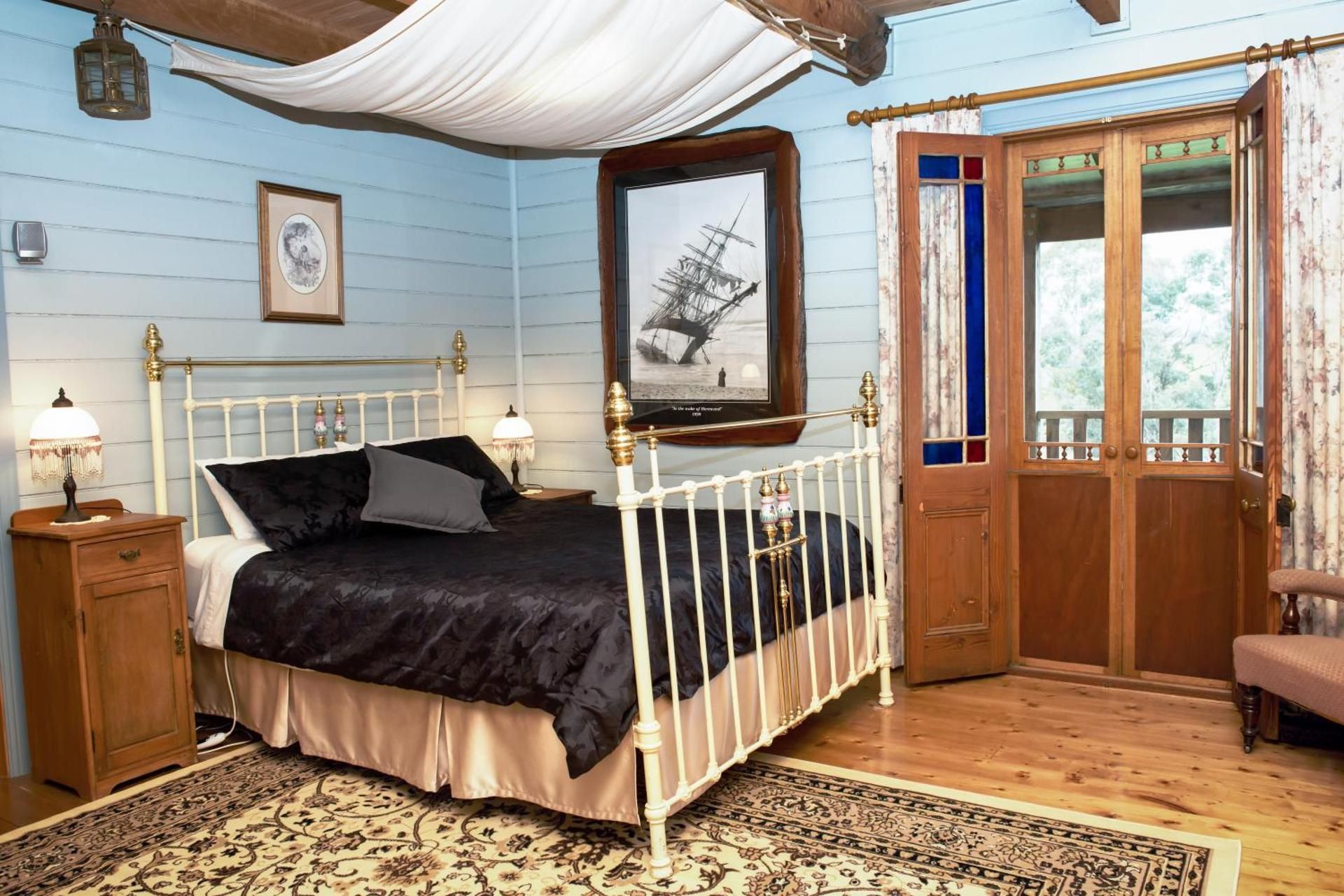 Captains One-Bedroom Cottage