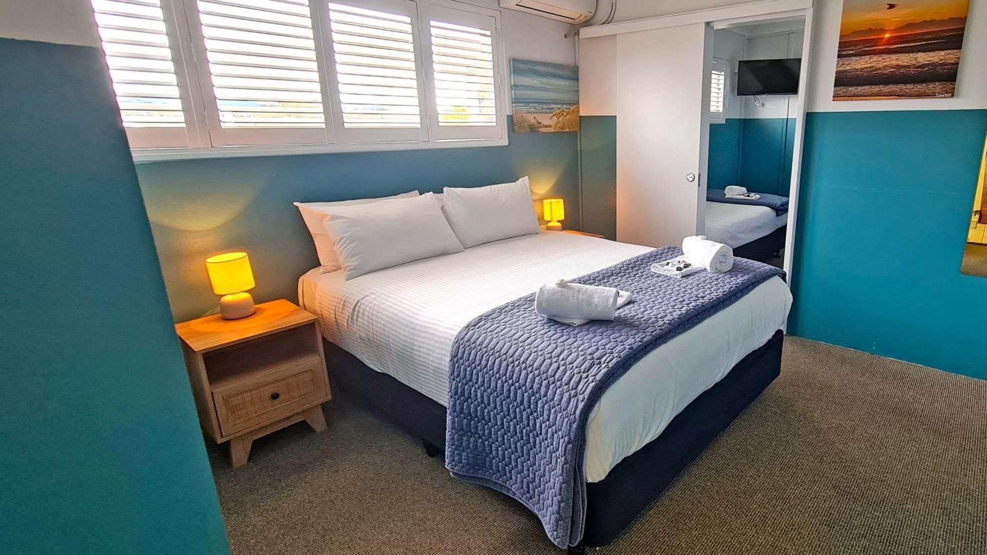 Deluxe Double Room with Extra Bed