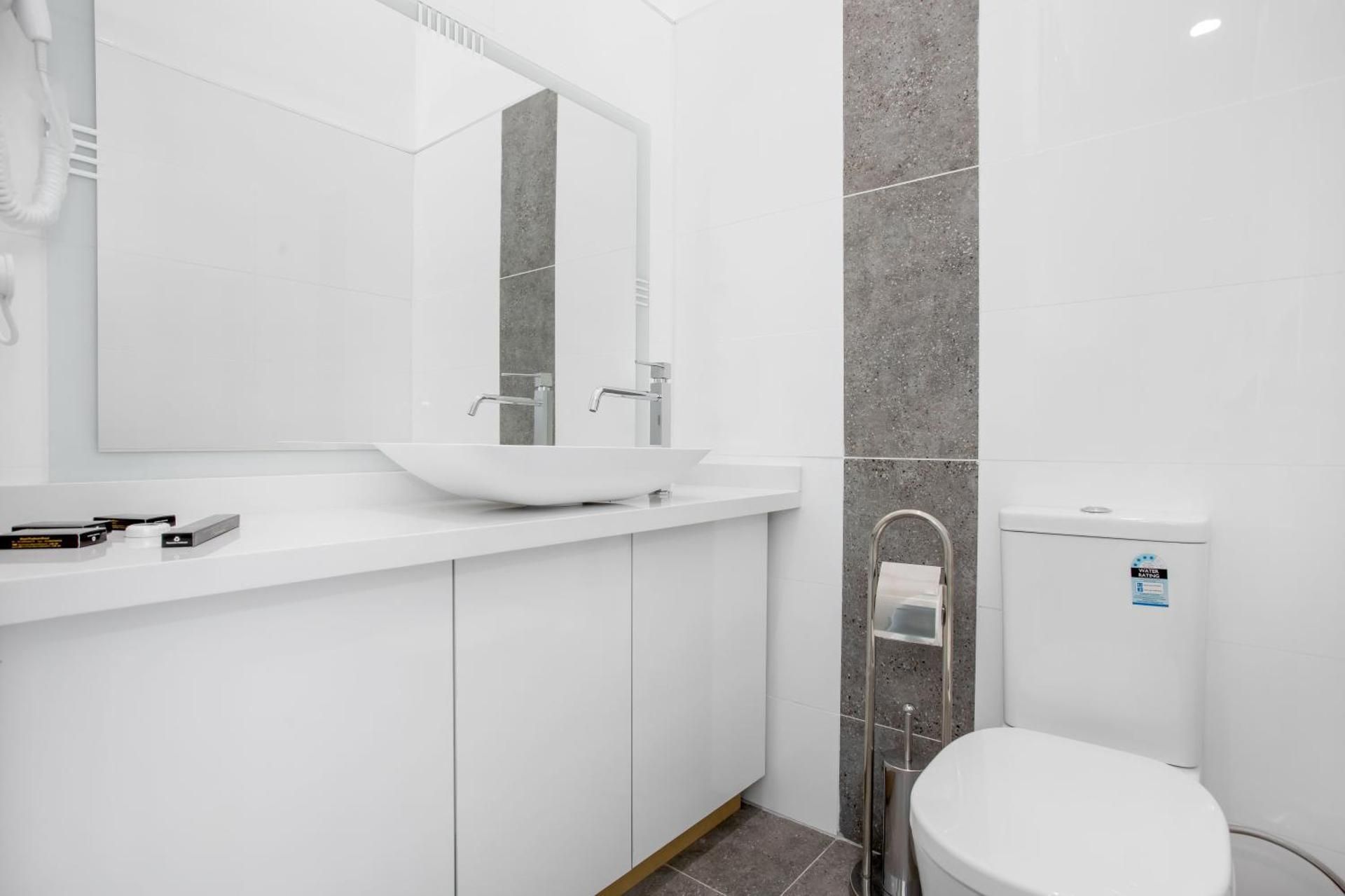 Oakleigh House Deluxe 2