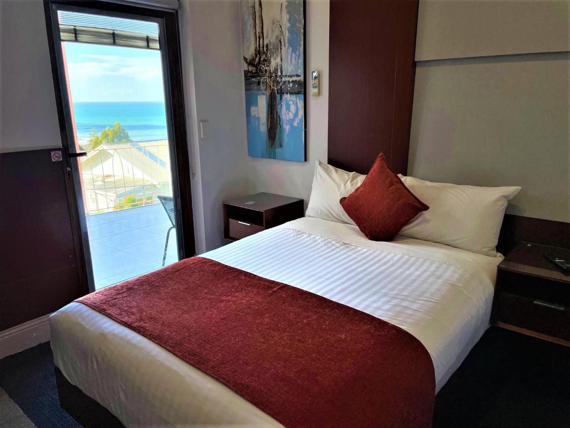 Oakleigh House Double Room with Sea View