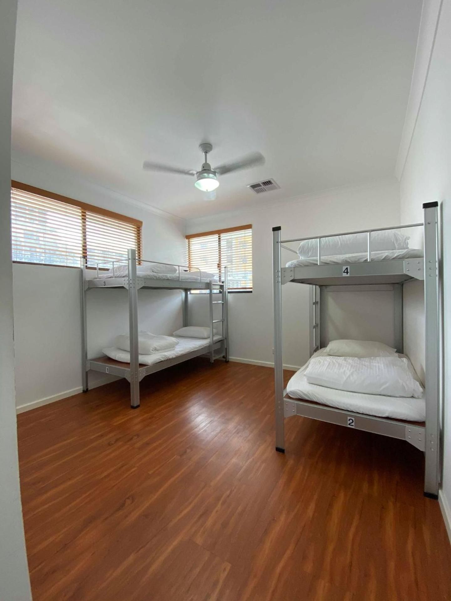 Bed in 4-Bed Mixed Dormitory Room