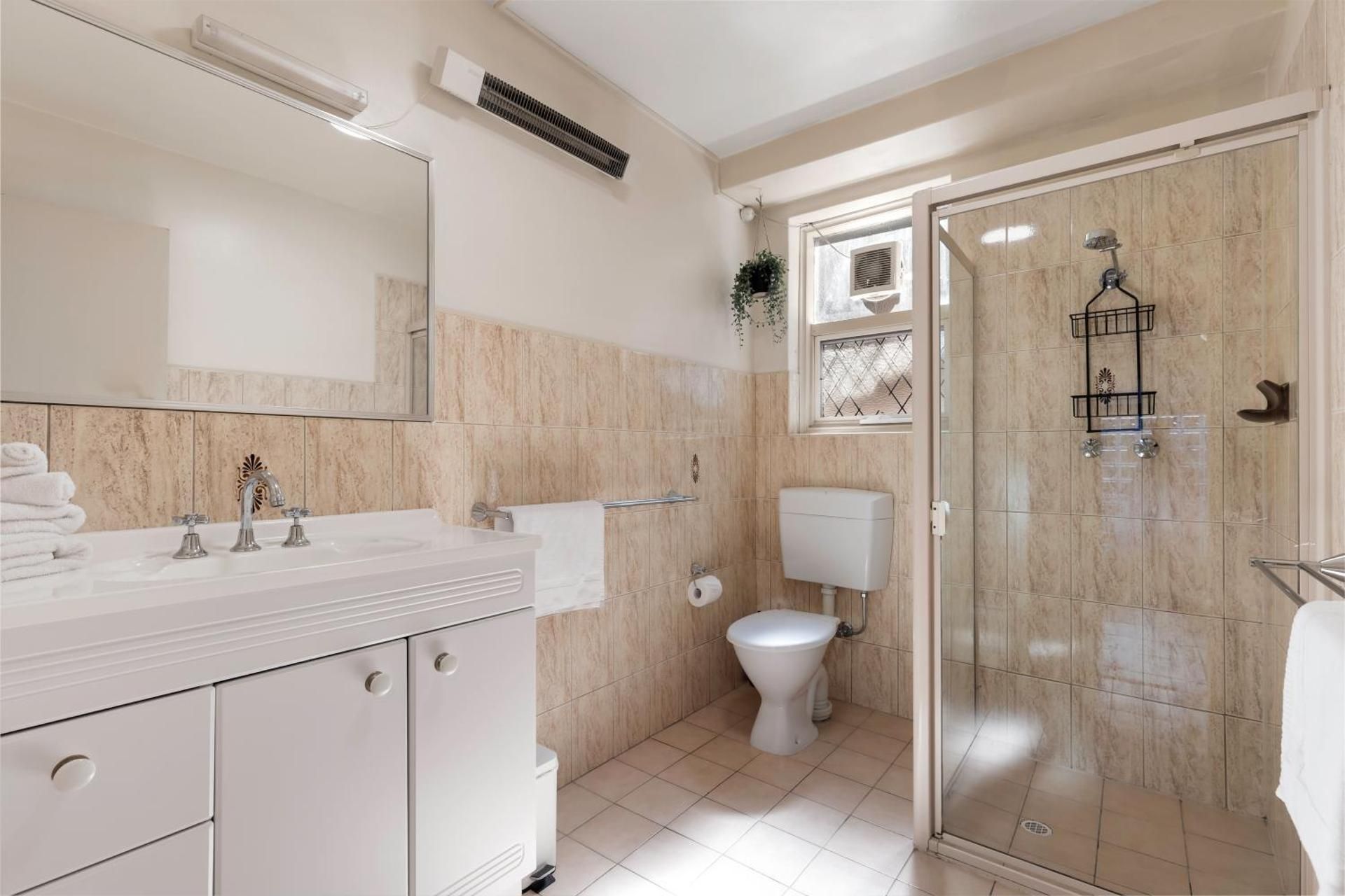 Two-Bedroom Marina View Courtyard Apartment – ground floor