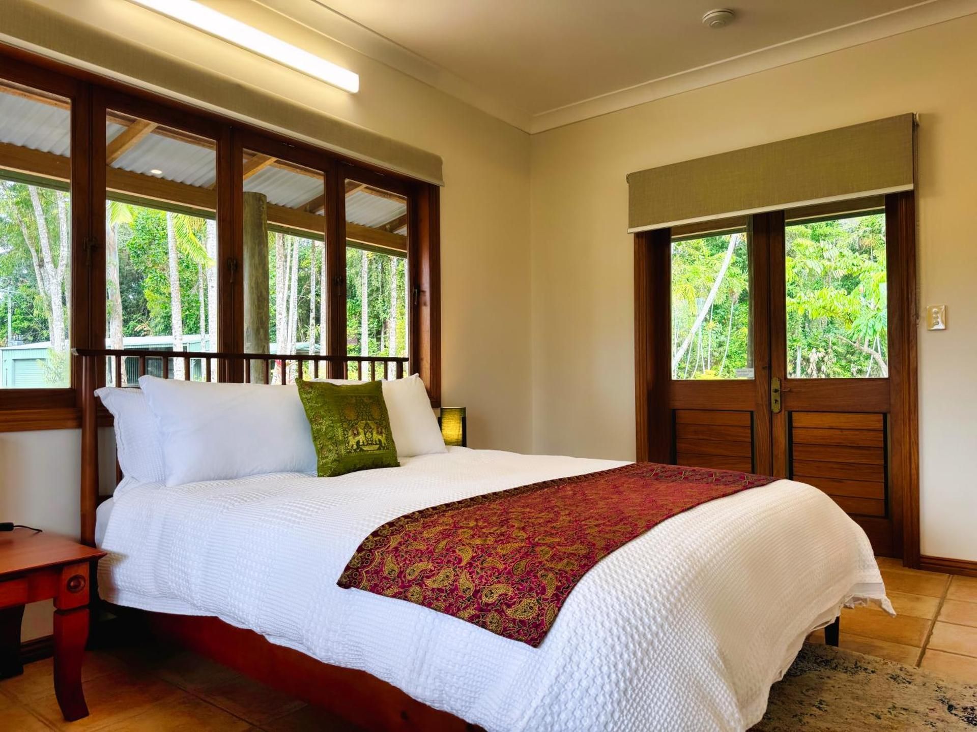 Queen Room with Shared Bathroom