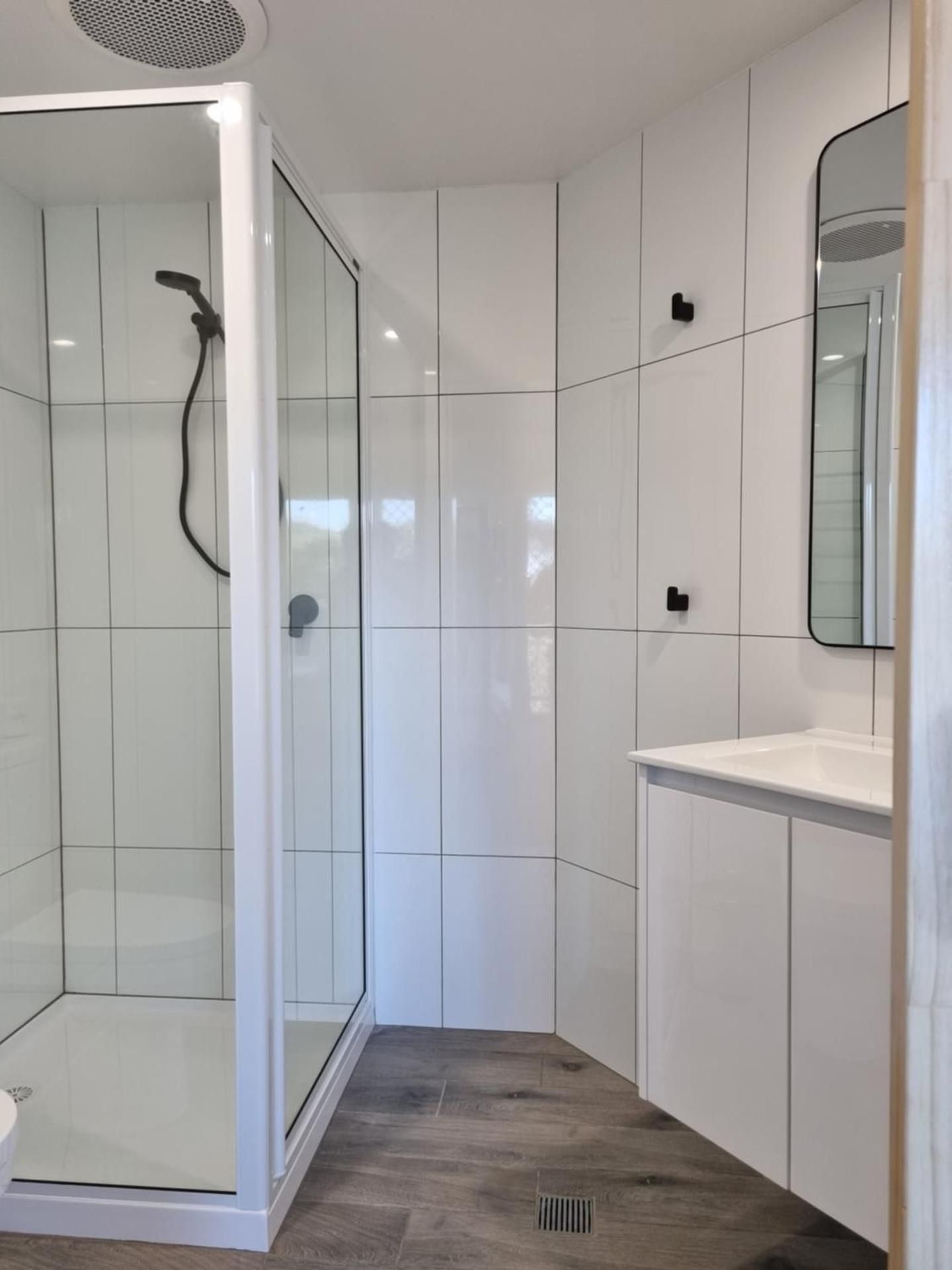 Apartment 11