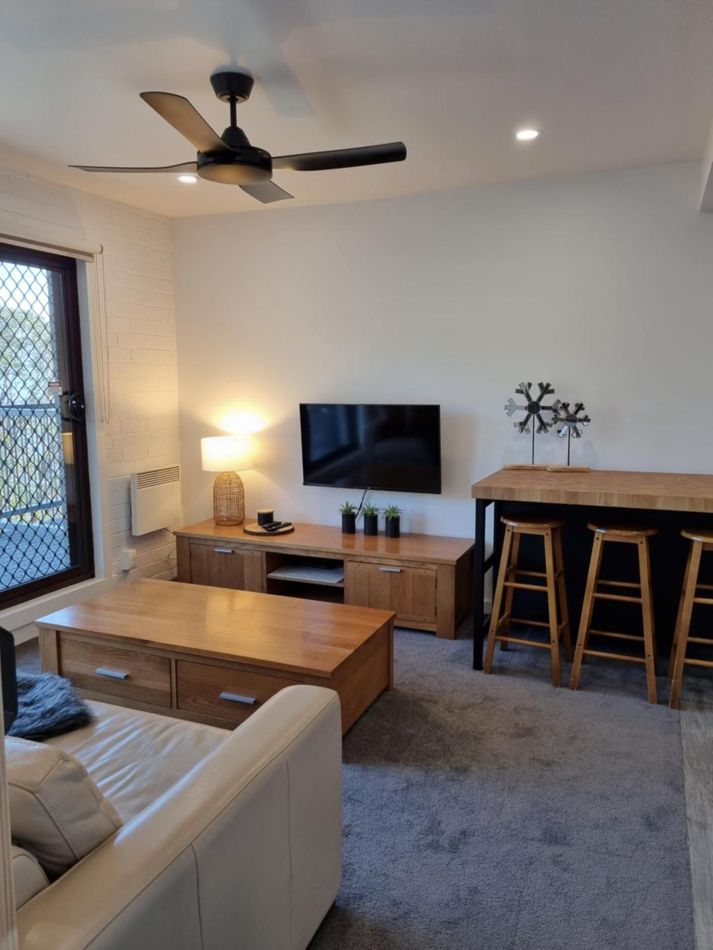 Apartment 11