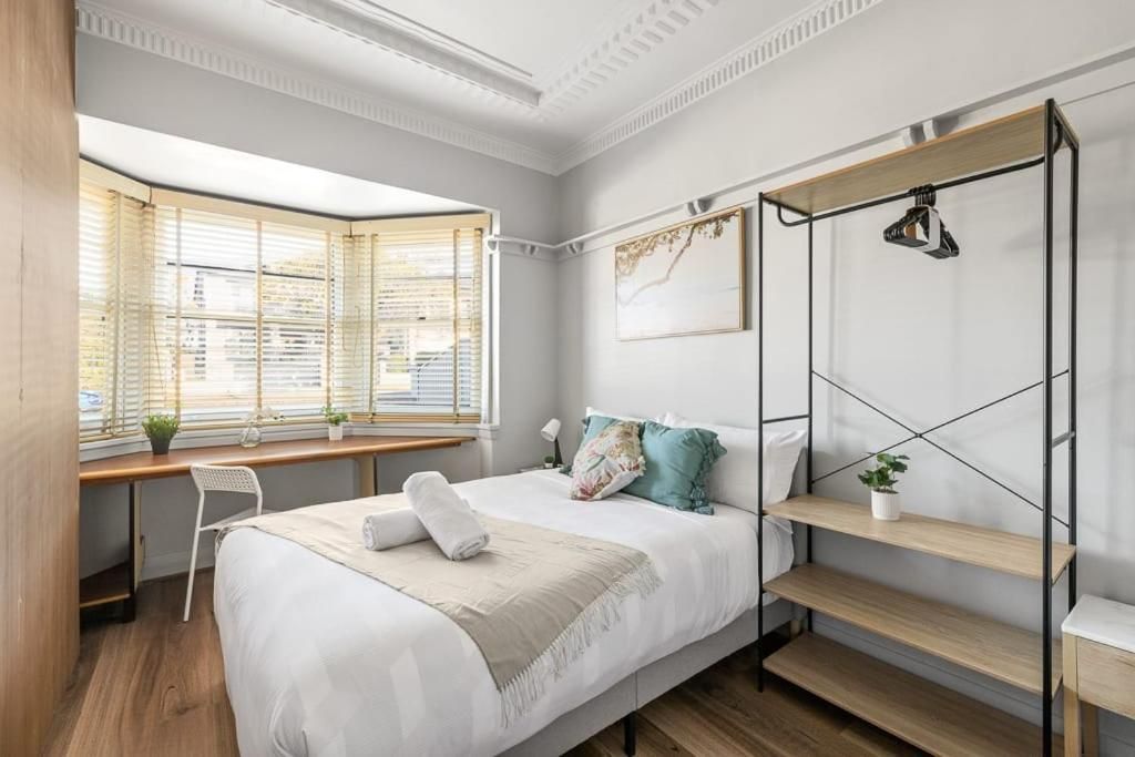 Double Room with Shared Bathroom