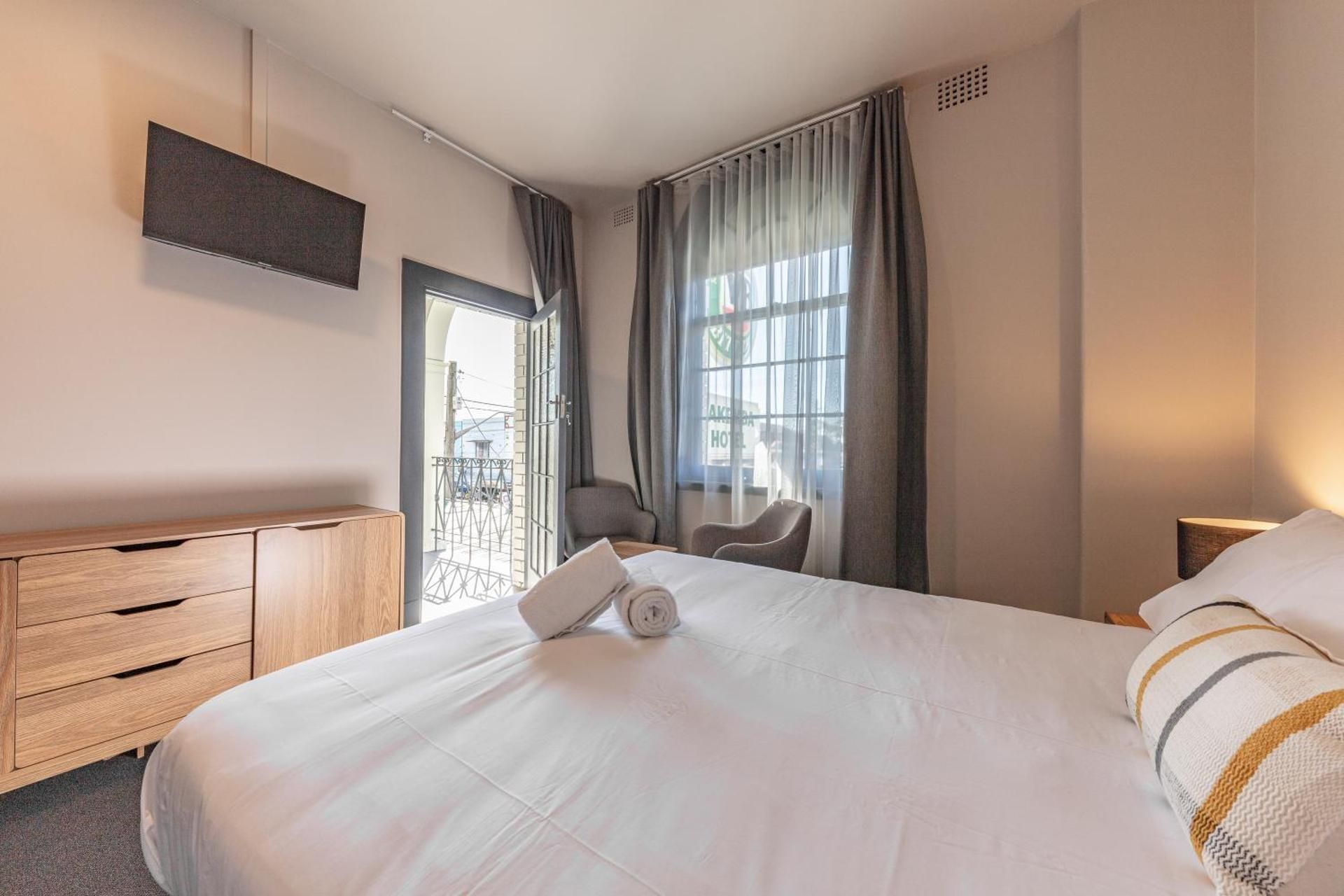 Lakemba Hotel