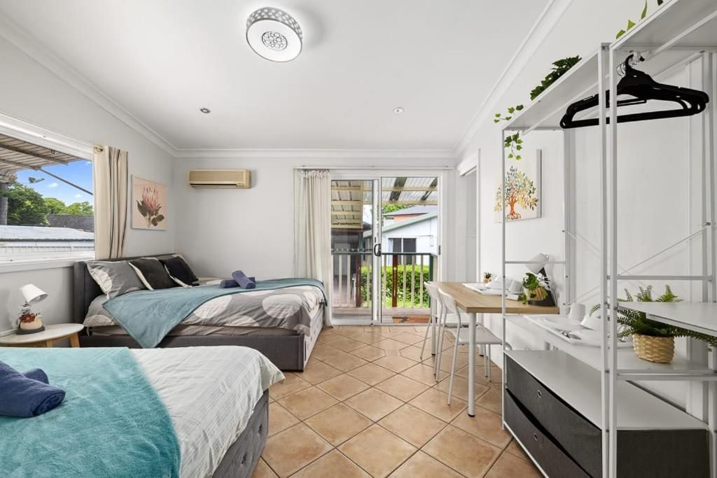 Quadruple Room with Private Bathroom