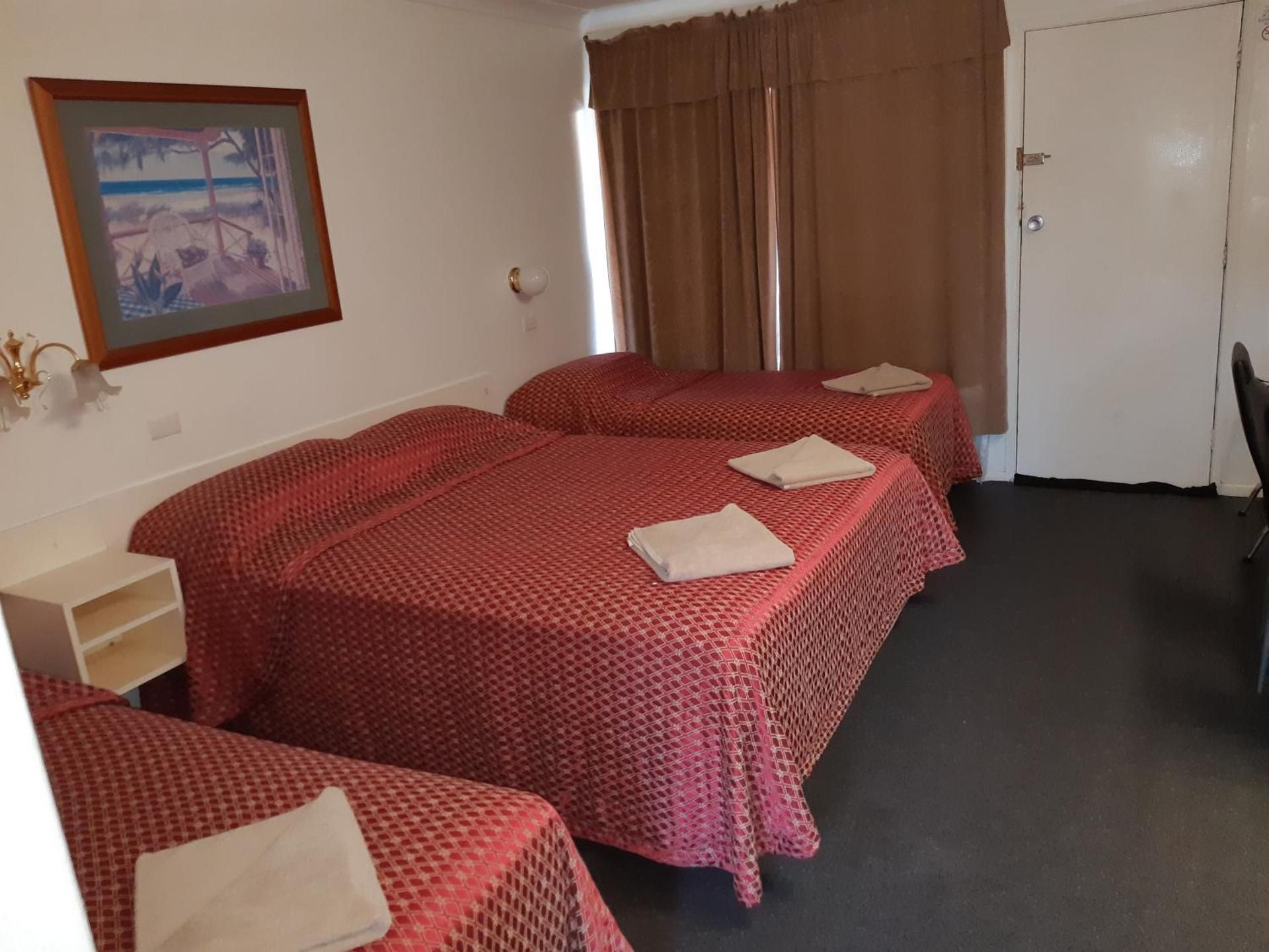 Deluxe Family Suite