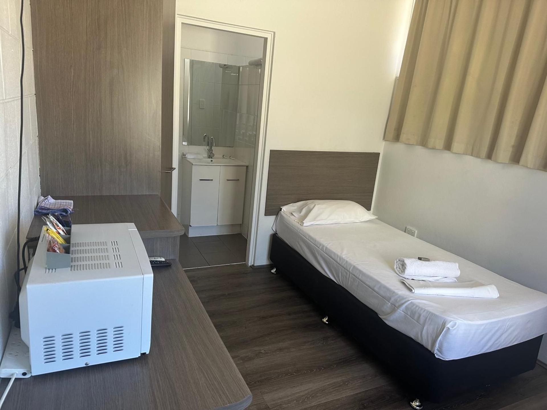 Deluxe Single Room