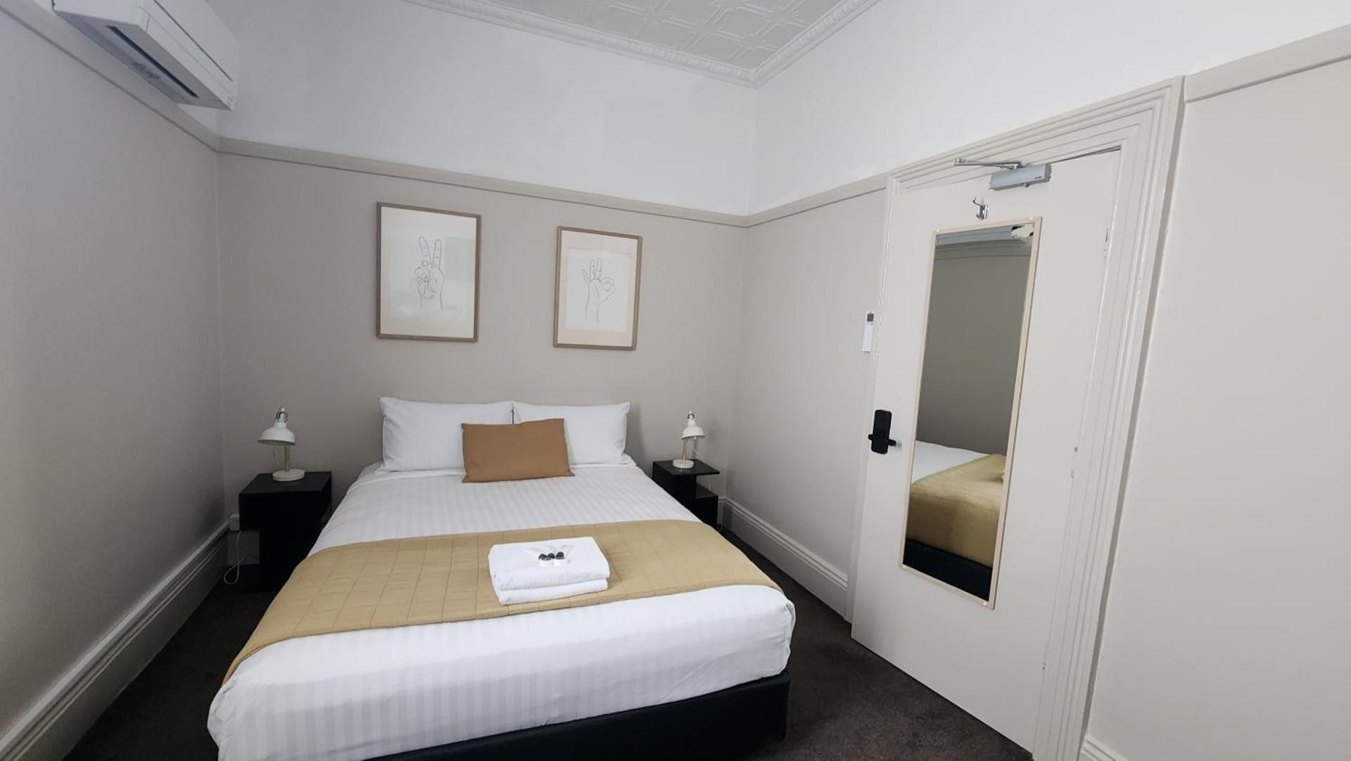 Queen Room