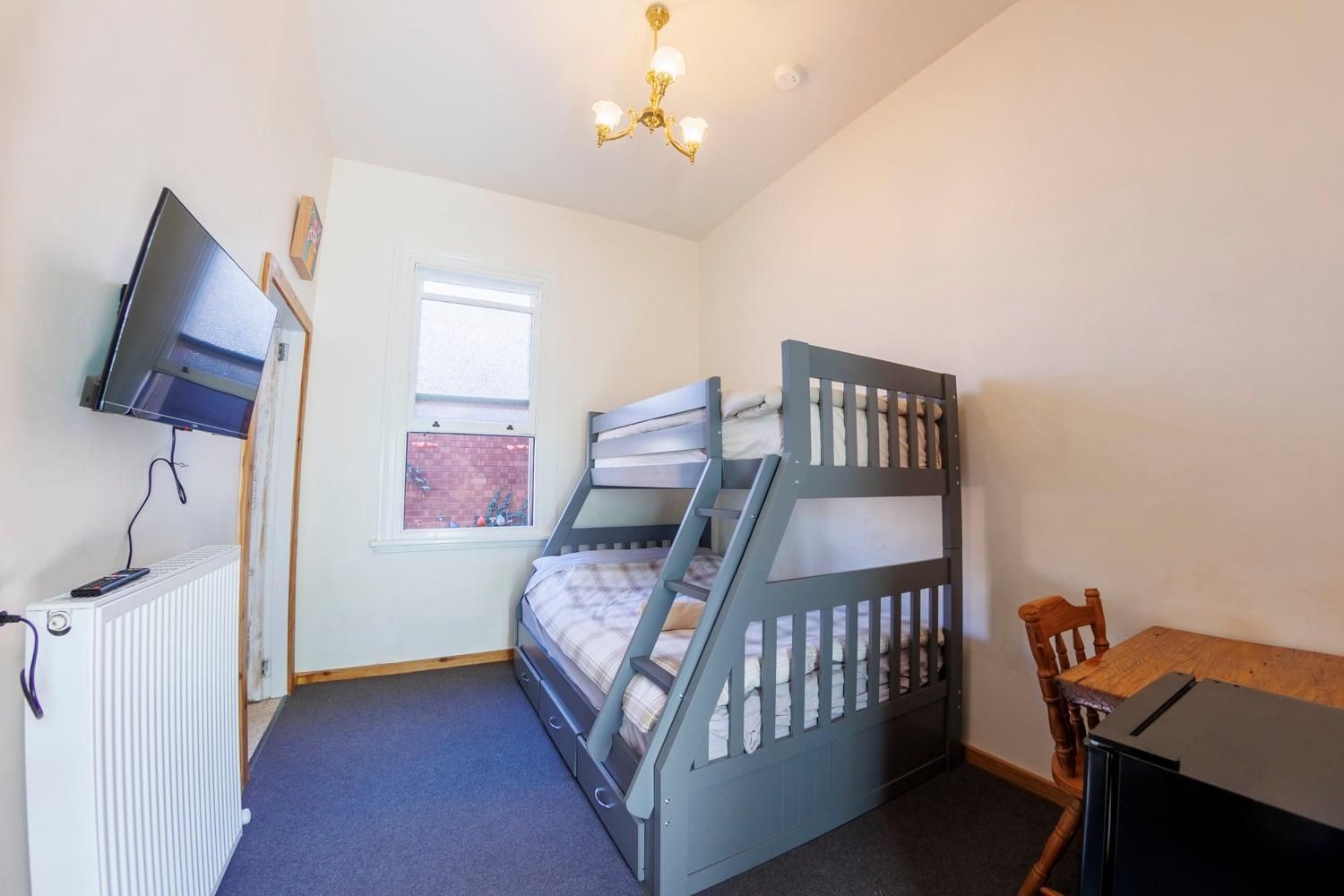Deluxe Double Room (2 Adults + 1 Child)