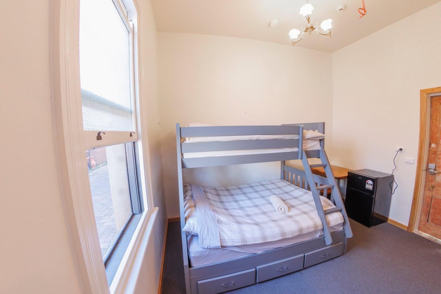 Deluxe Double Room (2 Adults + 1 Child)