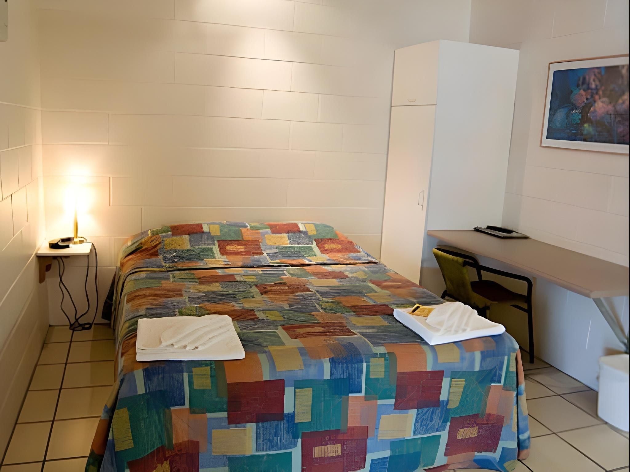 Barrier Reef Motel Superior Queen 2